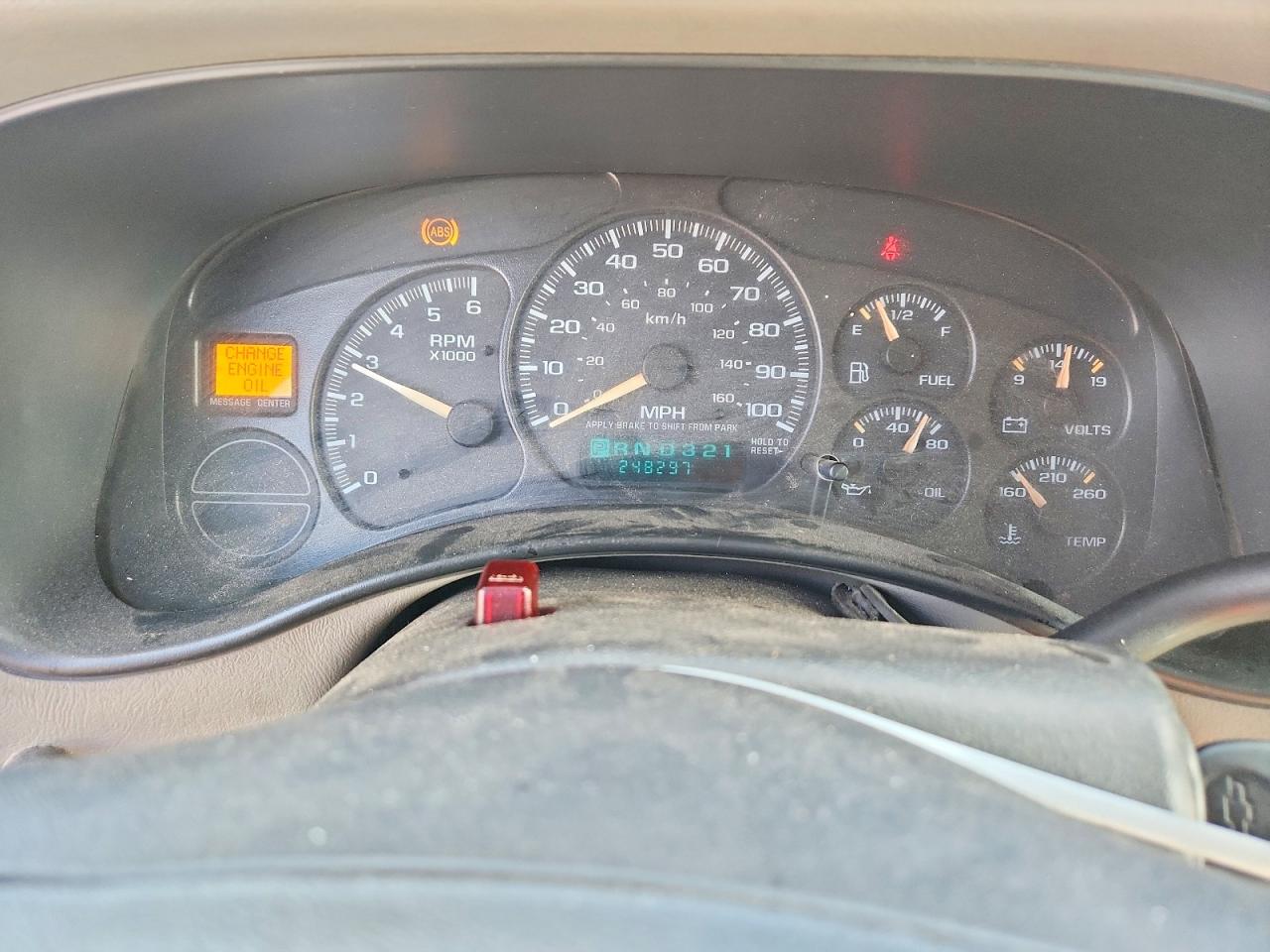 2002 Chevrolet Suburban C1500 Красный vin: 3GNEC16Z82G350202