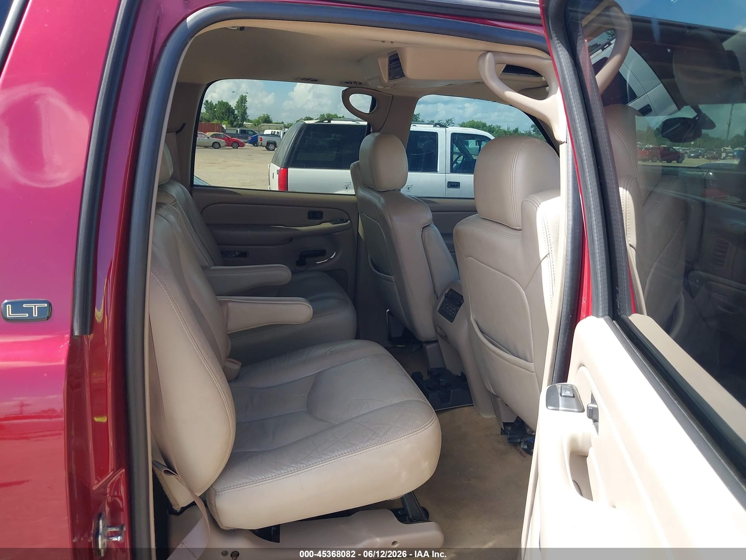 2004 Chevrolet Suburban 1500 Lt Maroon vin: 3GNEC16Z84G227745