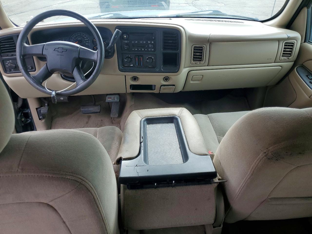 2004 Chevrolet Suburban C1500 Green vin: 3GNEC16Z84G259918