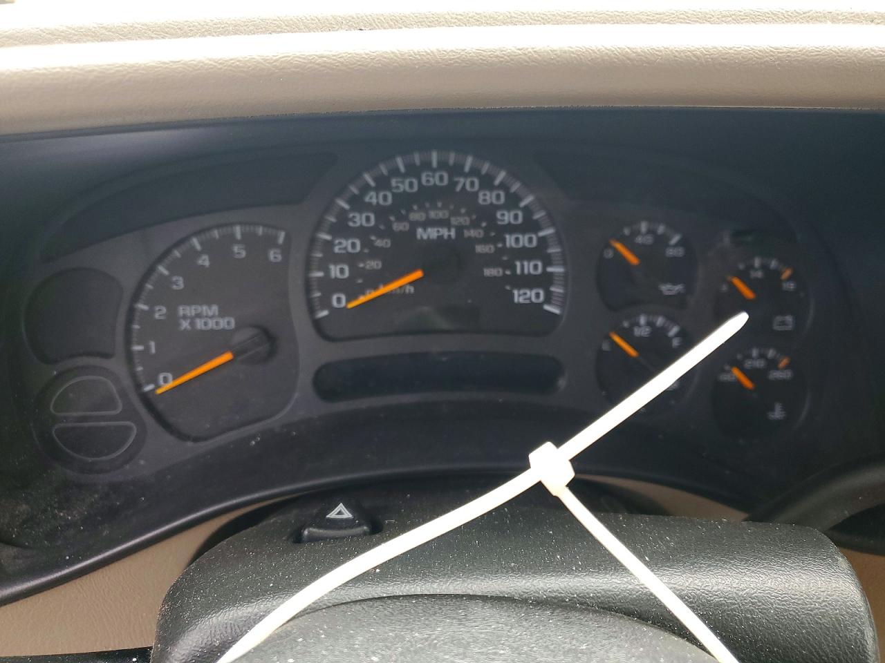 2004 Chevrolet Suburban C1500 Green vin: 3GNEC16Z84G259918