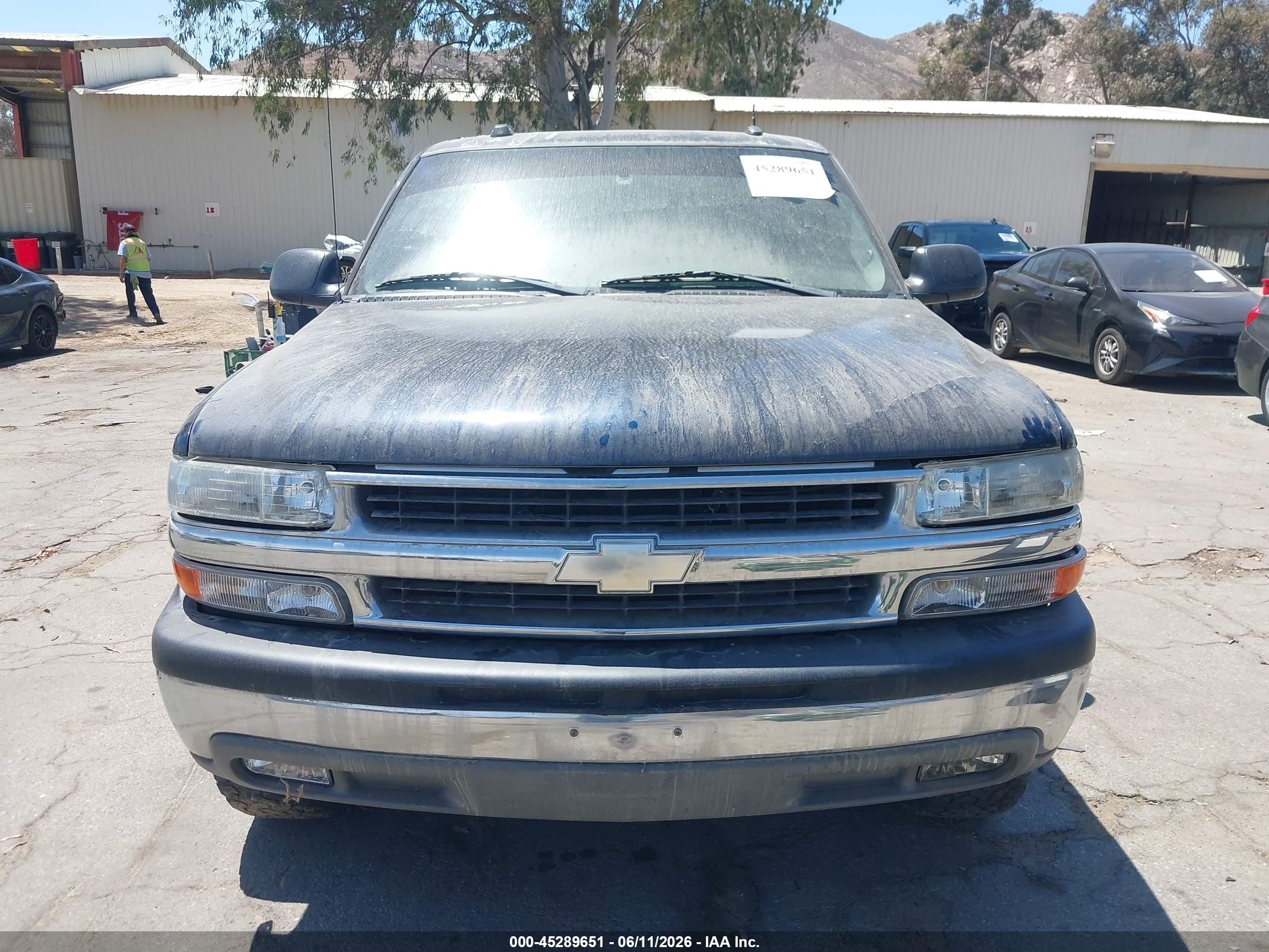 2005 Chevrolet Suburban 1500 Ls Синий vin: 3GNEC16Z85G215676