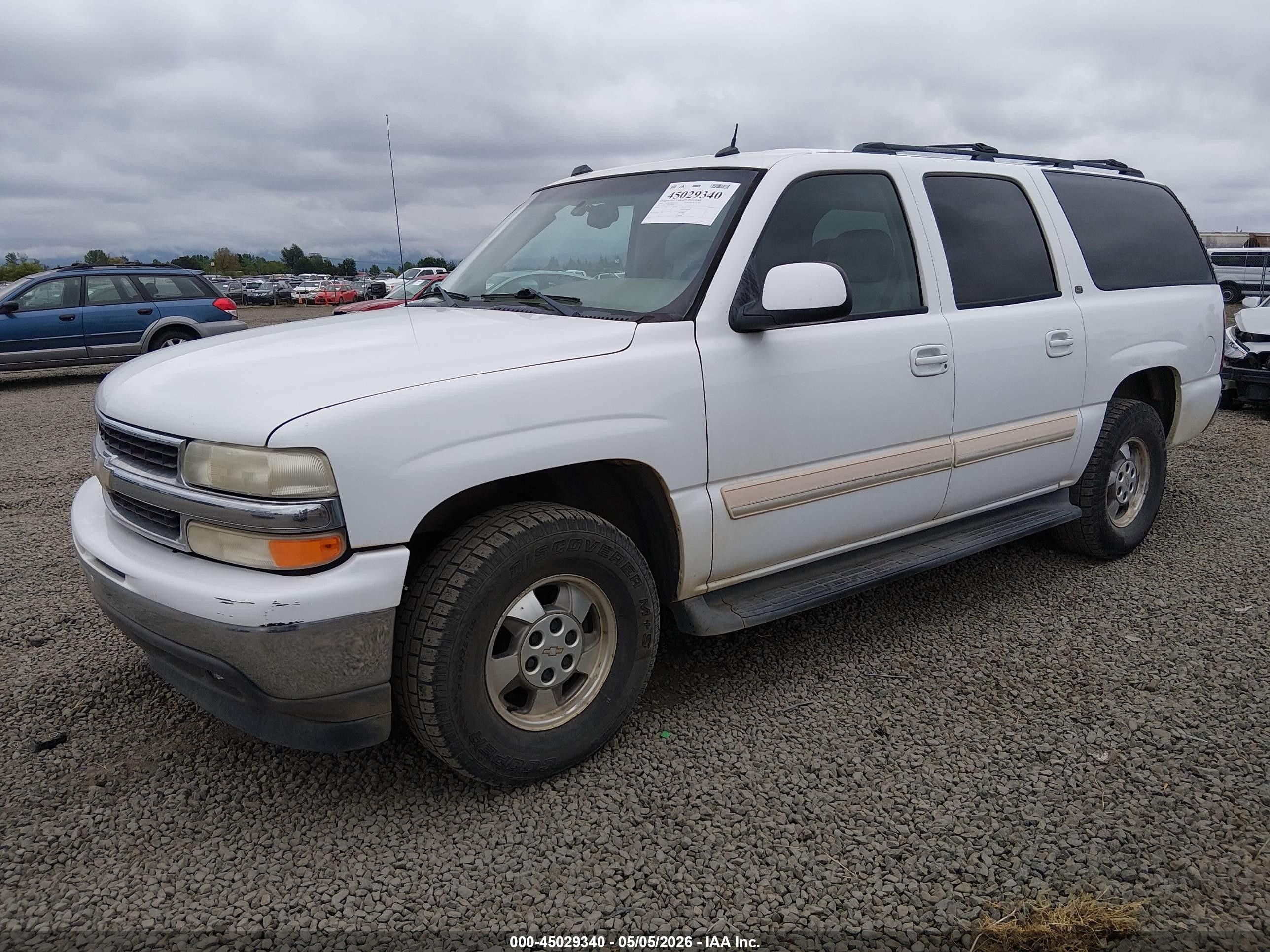 2005 Chevrolet Suburban 1500 Lt Белый vin: 3GNEC16Z85G279975
