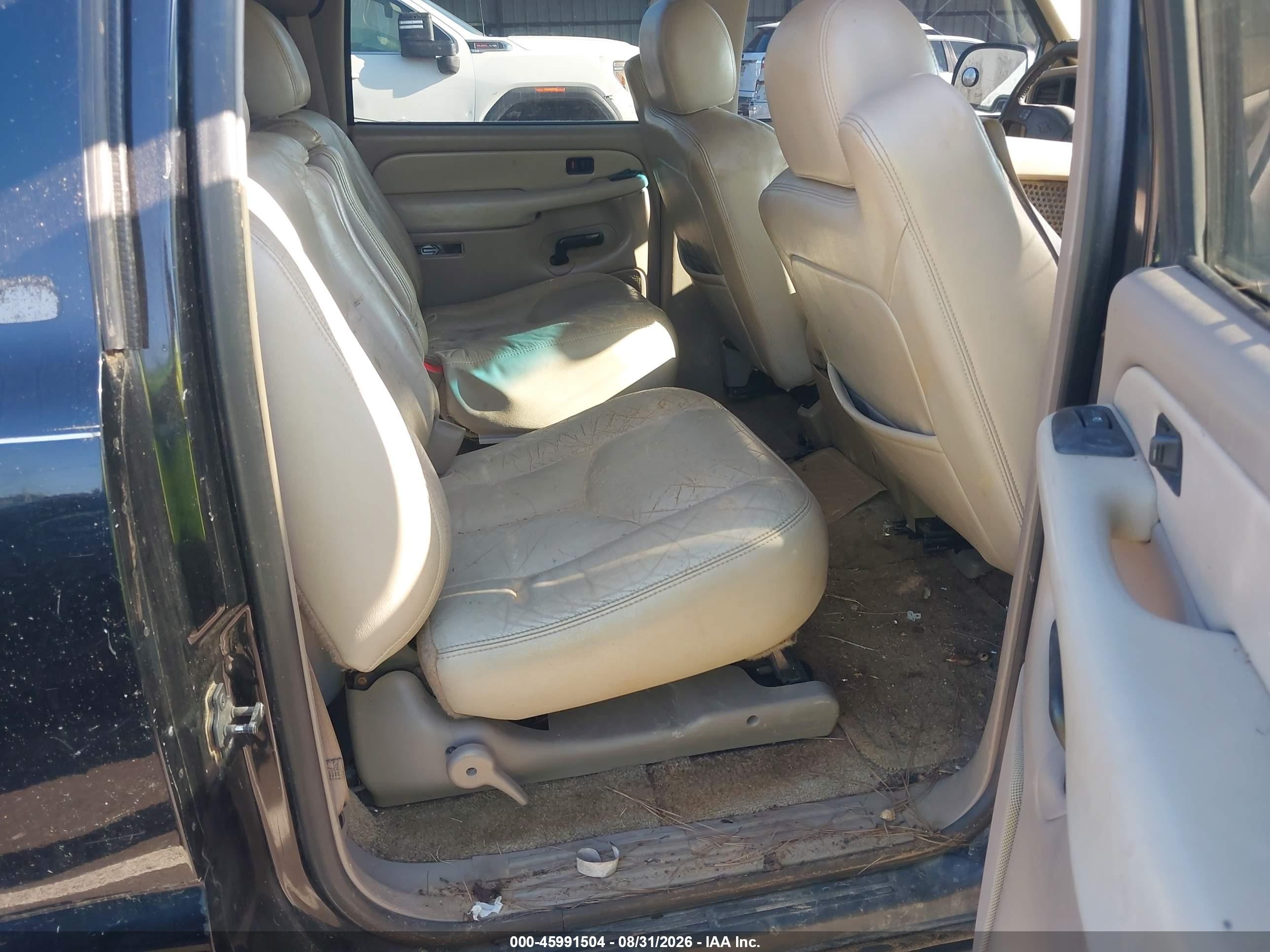 2003 Chevrolet Suburban 1500 Lt Черный vin: 3GNEC16Z93G169868