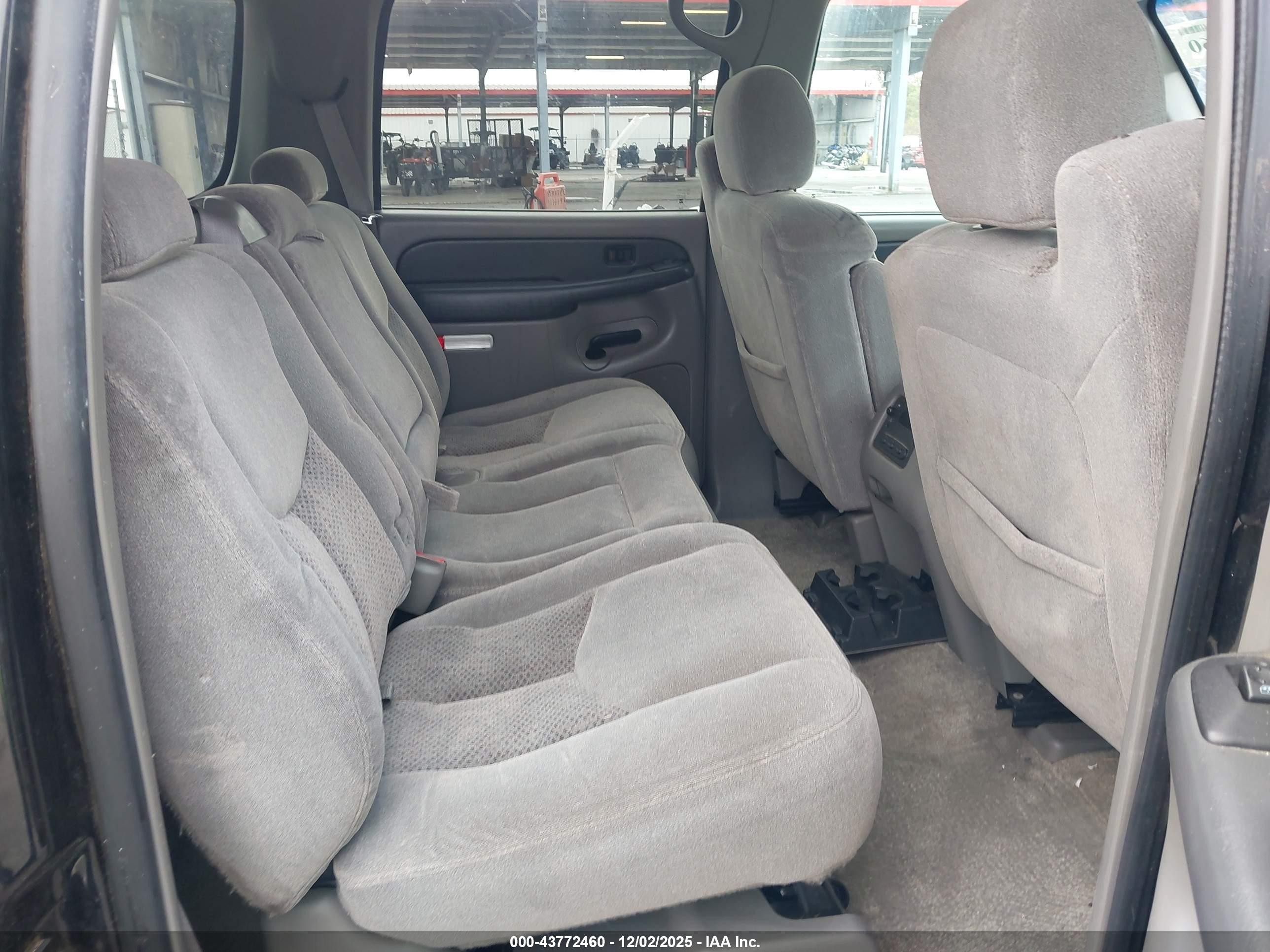 2003 Chevrolet Suburban 1500 Ls Black vin: 3GNEC16Z93G191580