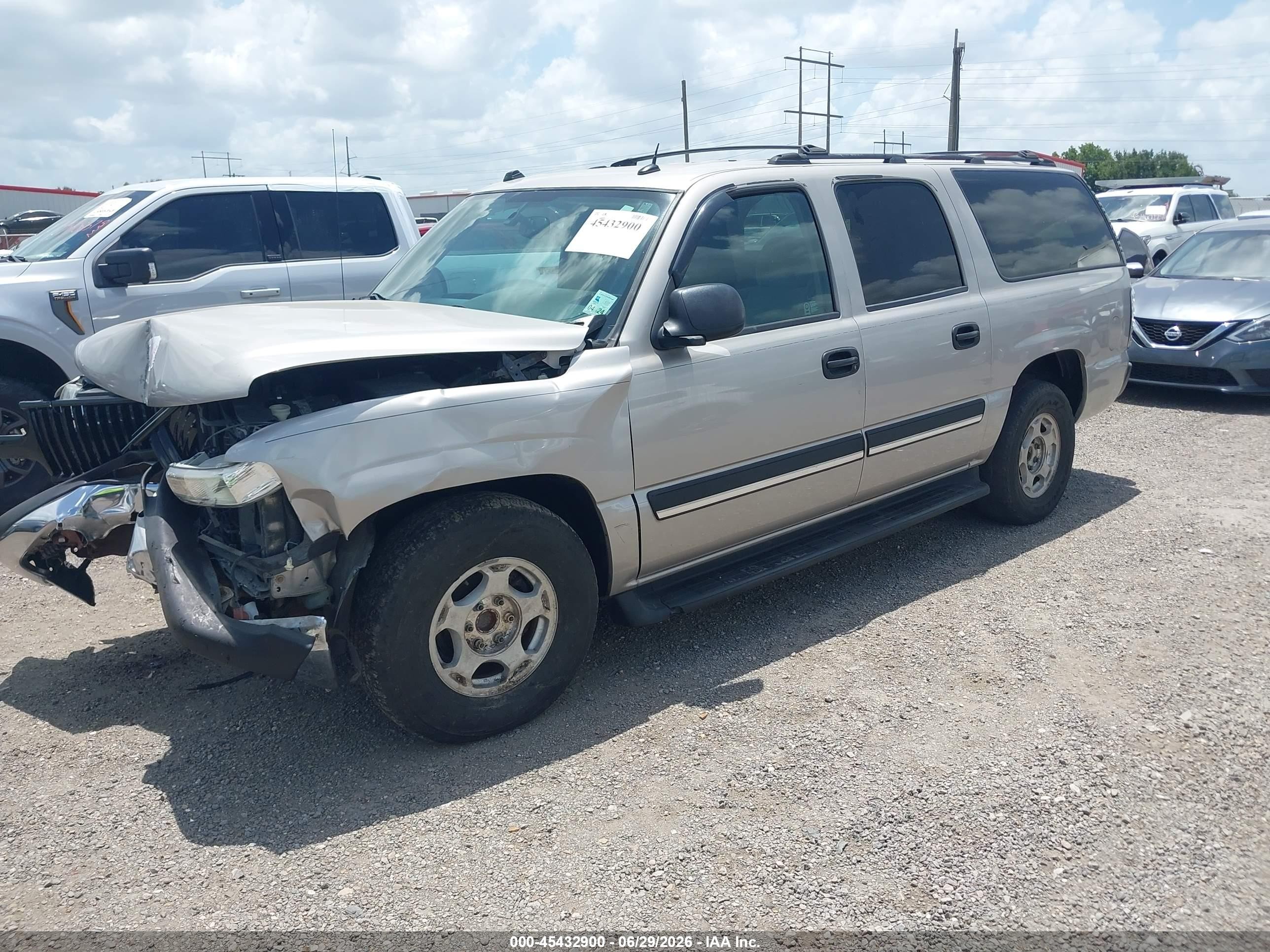 2005 Chevrolet Suburban 1500 Ls Tan vin: 3GNEC16Z95G189542