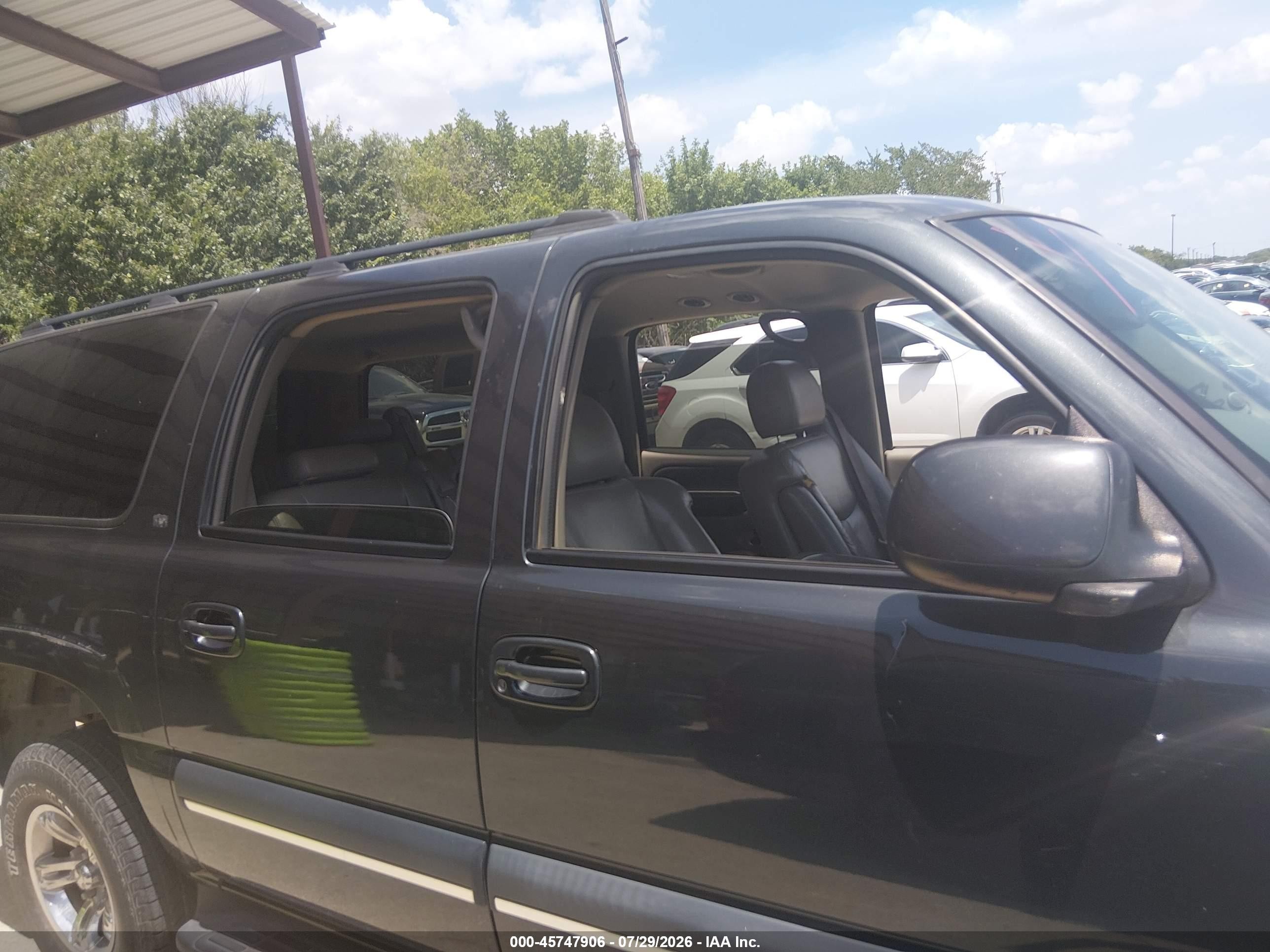 2003 Chevrolet Suburban 1500 Lt Black vin: 3GNEC16ZX3G342104