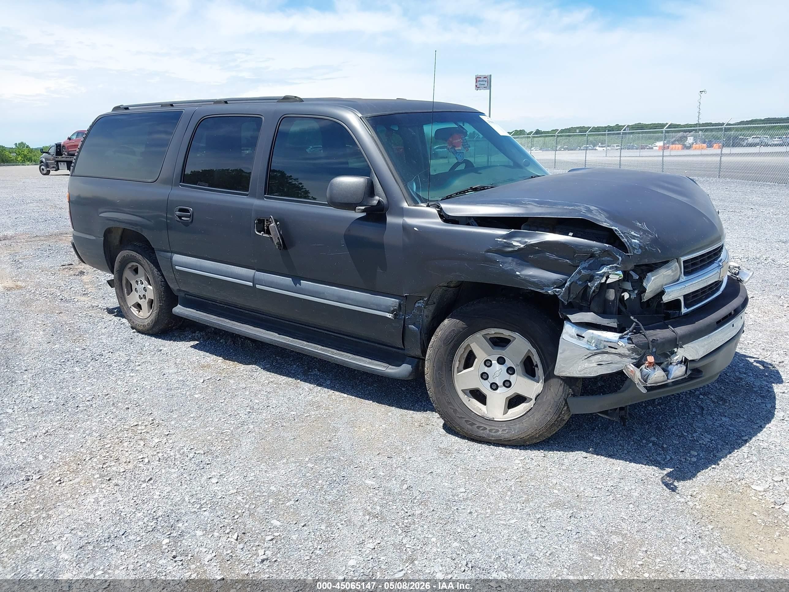 2004 Chevrolet Suburban 1500 Ls Black vin: 3GNEC16ZX4G112614