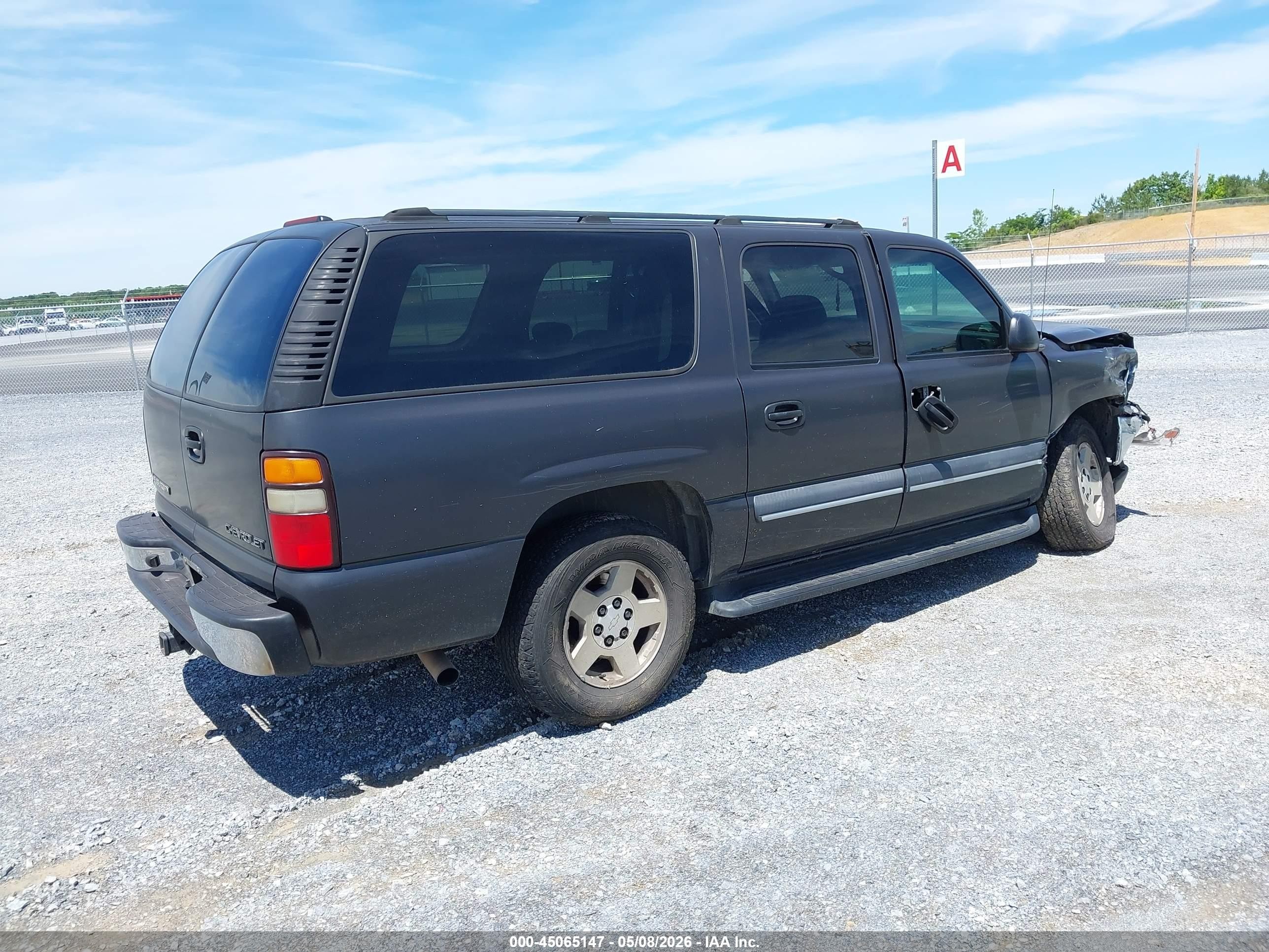 2004 Chevrolet Suburban 1500 Ls Black vin: 3GNEC16ZX4G112614