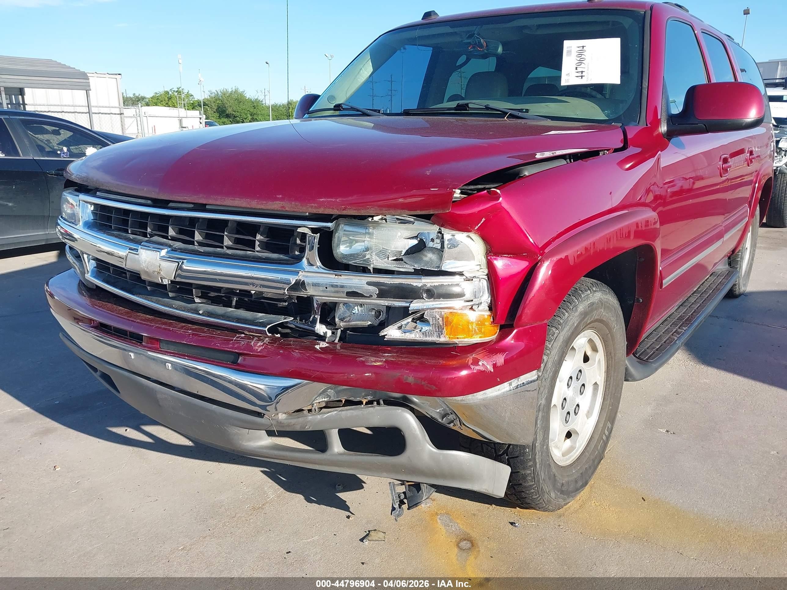 2004 Chevrolet Suburban 1500 Lt Red vin: 3GNEC16ZX4G203320