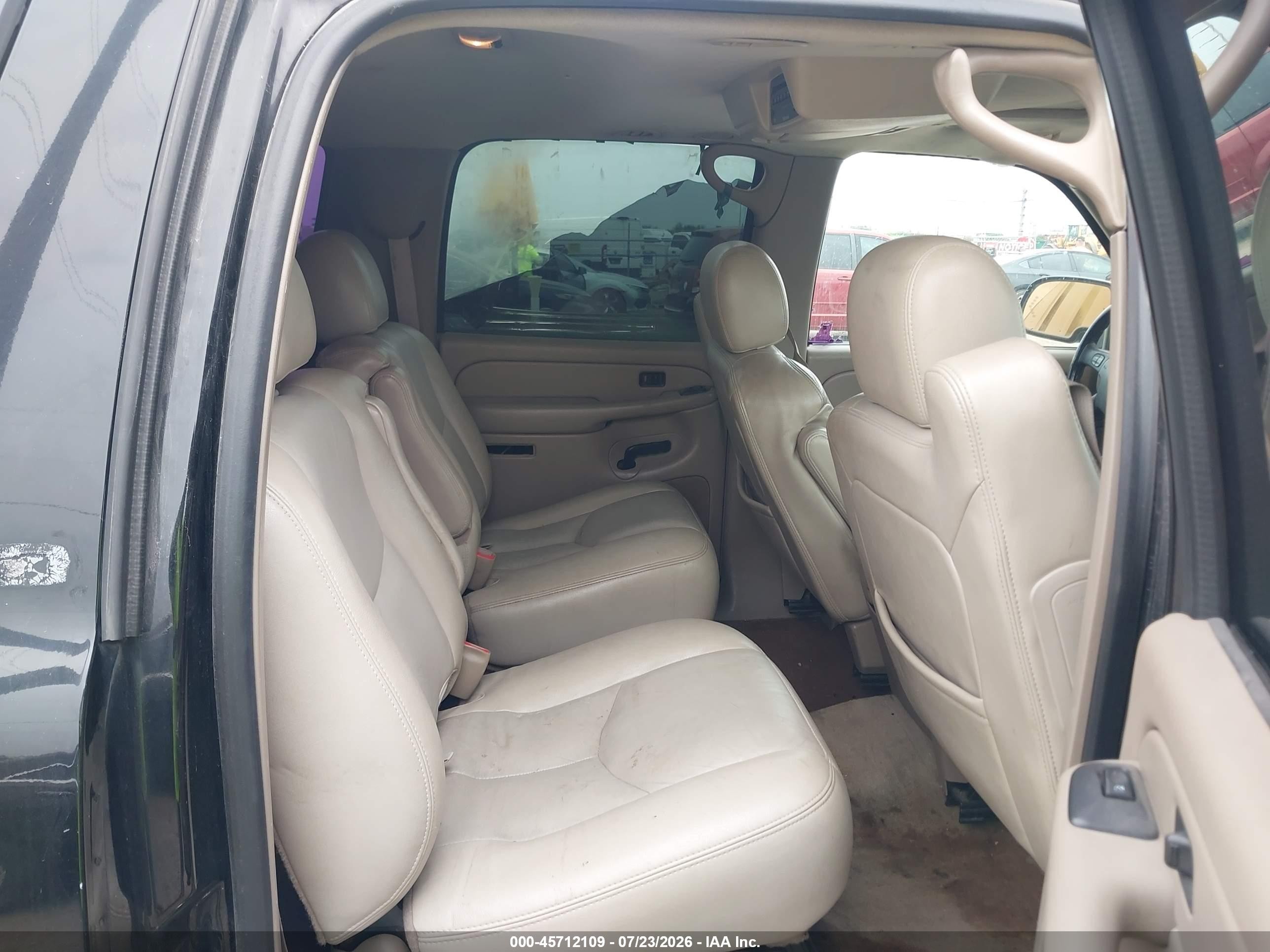 2004 Chevrolet Suburban 1500 Lt Black vin: 3GNEC16ZX4G268488