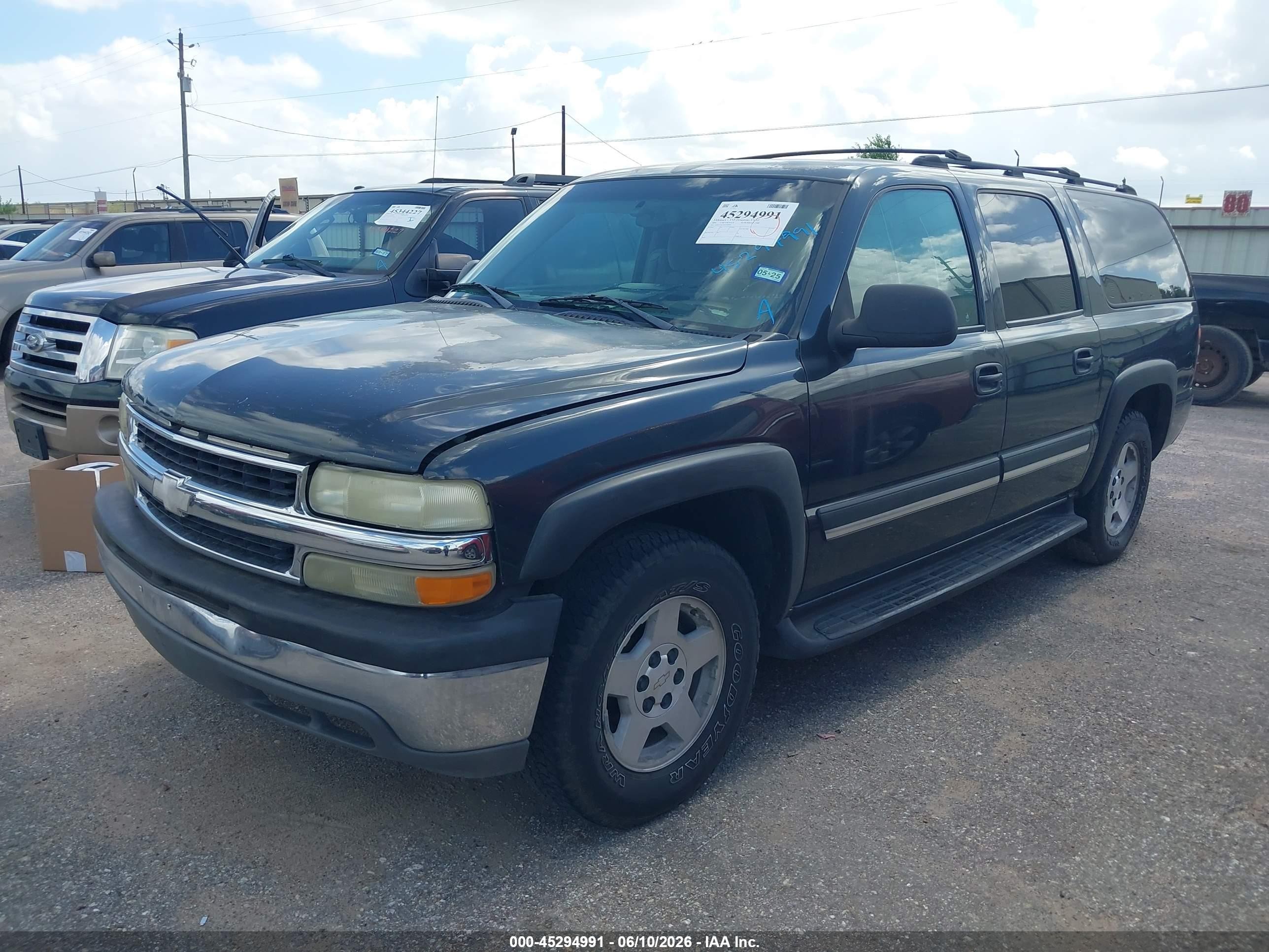 2004 Chevrolet Suburban 1500 Ls Gray vin: 3GNEC16ZX4G290099