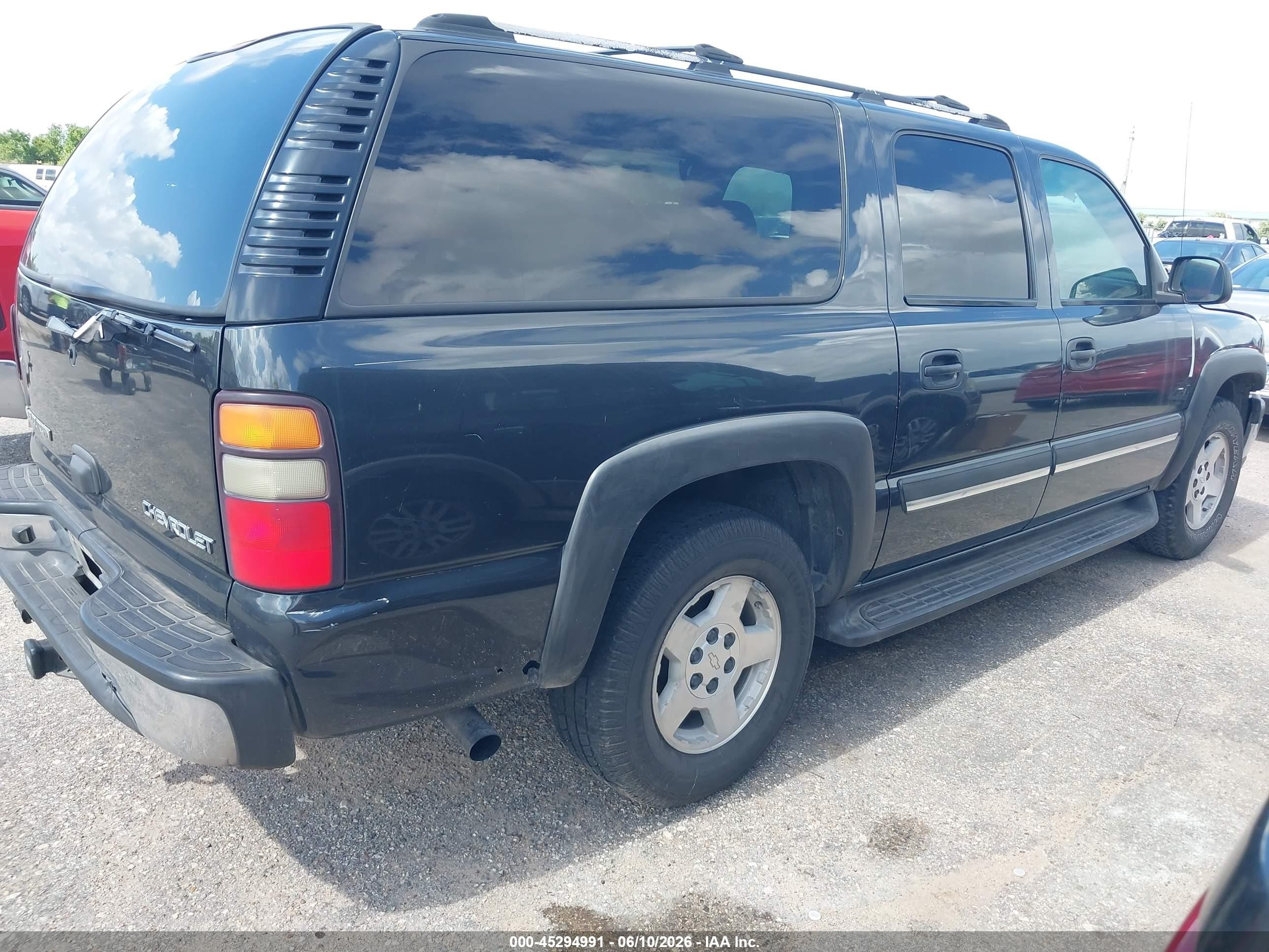 2004 Chevrolet Suburban 1500 Ls Gray vin: 3GNEC16ZX4G290099