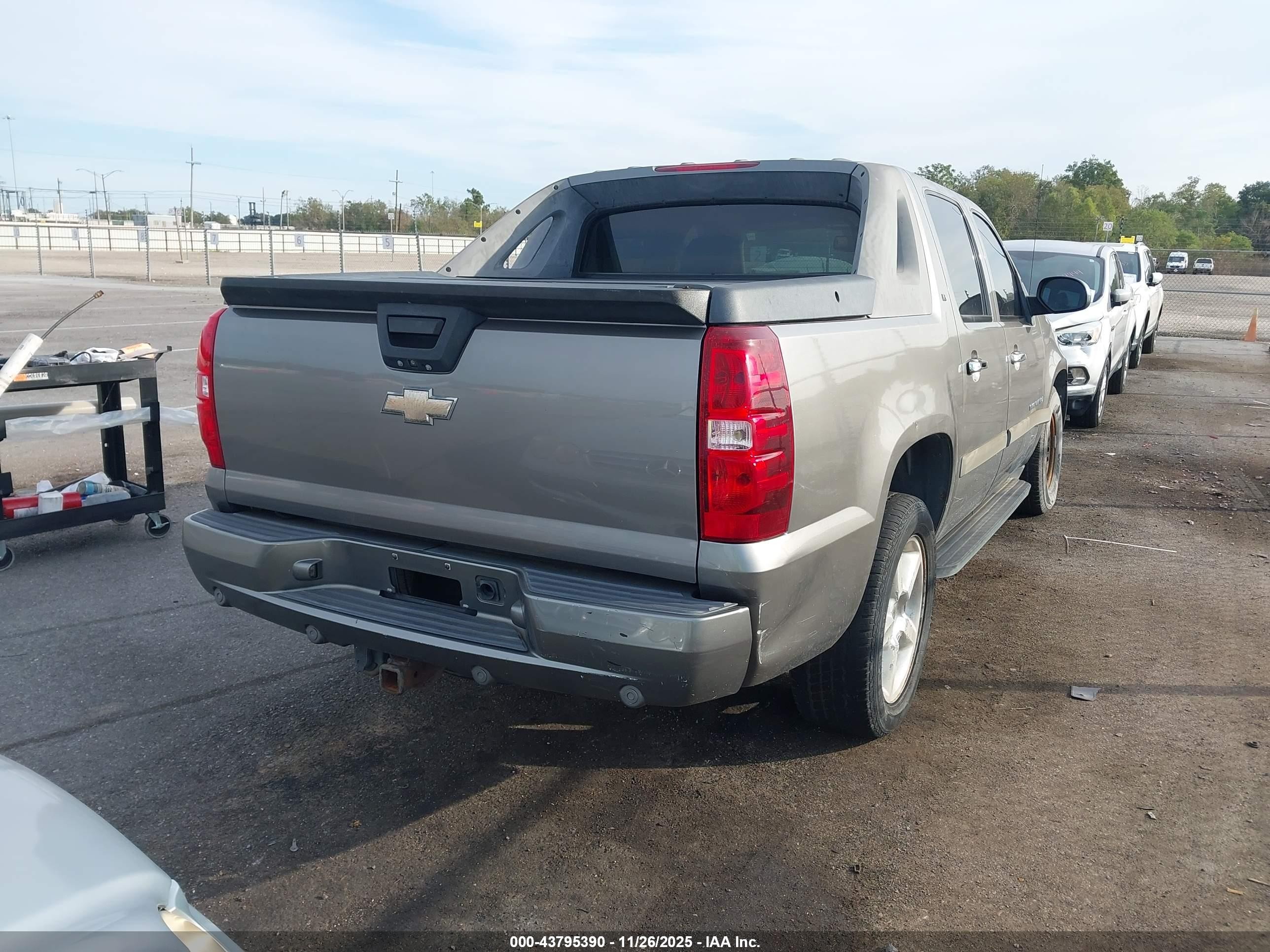 2009 Chevrolet Avalanche 1500 Lt2 Pewter vin: 3GNEC22JX9G177301