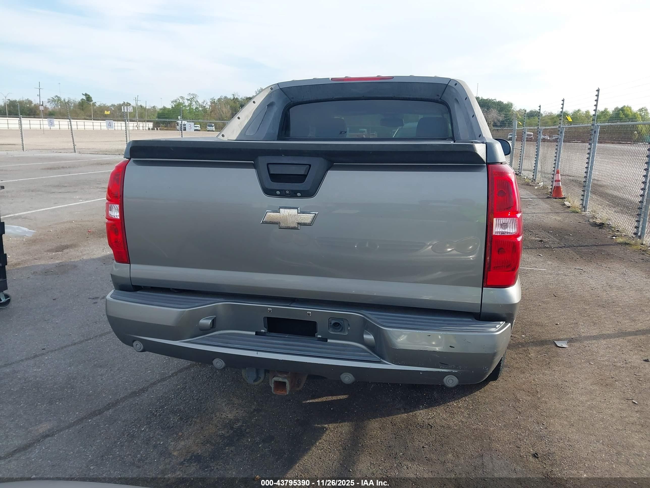 2009 Chevrolet Avalanche 1500 Lt2 Pewter vin: 3GNEC22JX9G177301