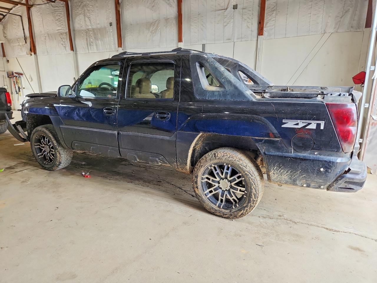 2004 Chevrolet Avalanche K1500 Black vin: 3GNEK12T04G181641