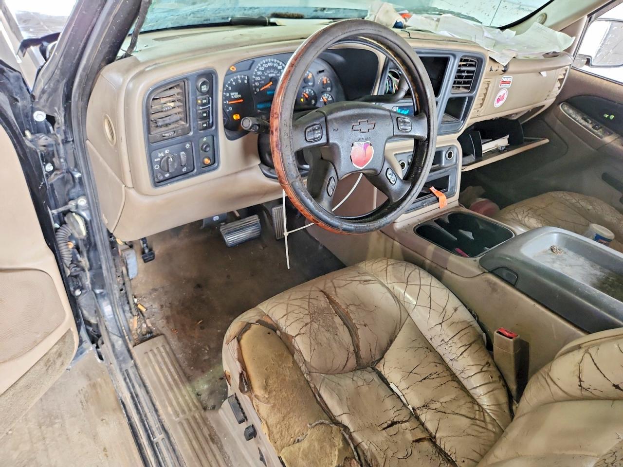 2004 Chevrolet Avalanche K1500 Black vin: 3GNEK12T04G181641