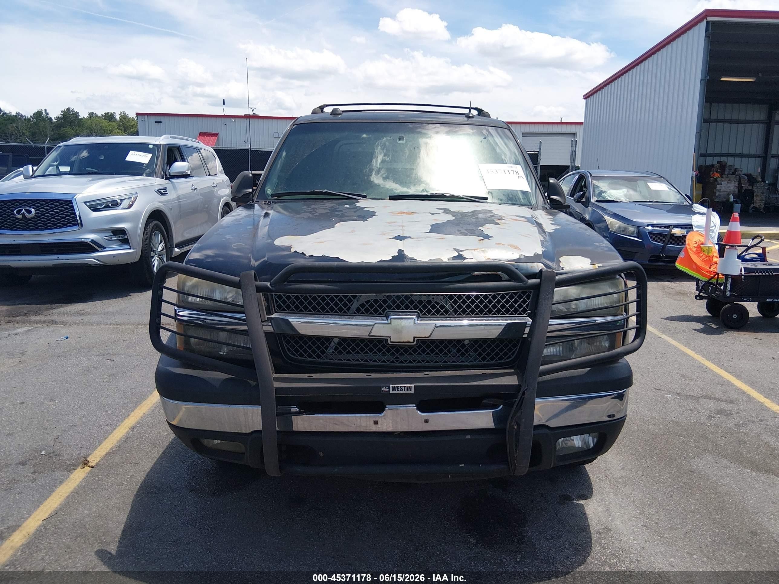 2004 Chevrolet Avalanche 1500   Black vin: 3GNEK12T04G333157
