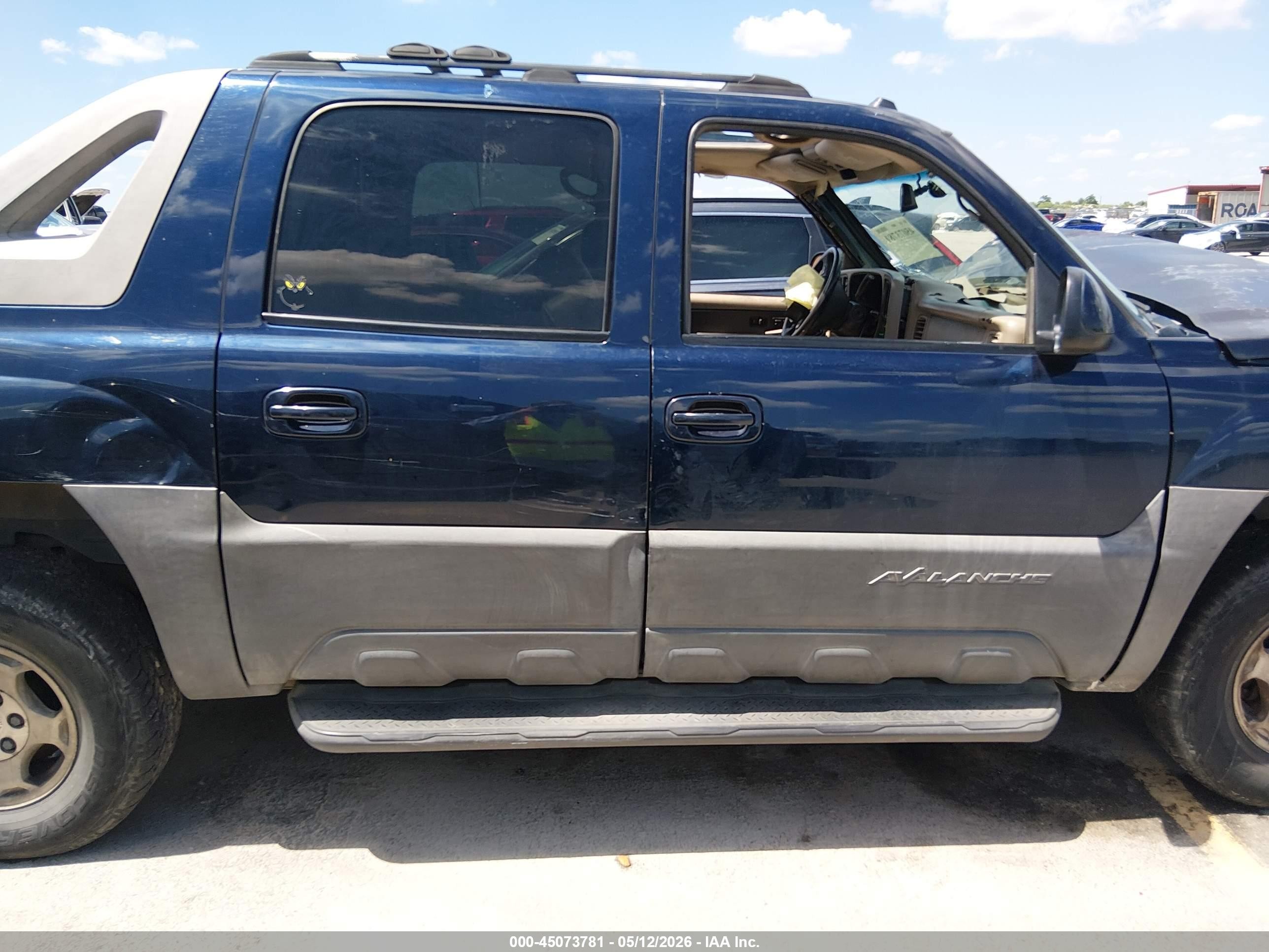 2004 Chevrolet Avalanche 1500   Blue vin: 3GNEK12T14G130679