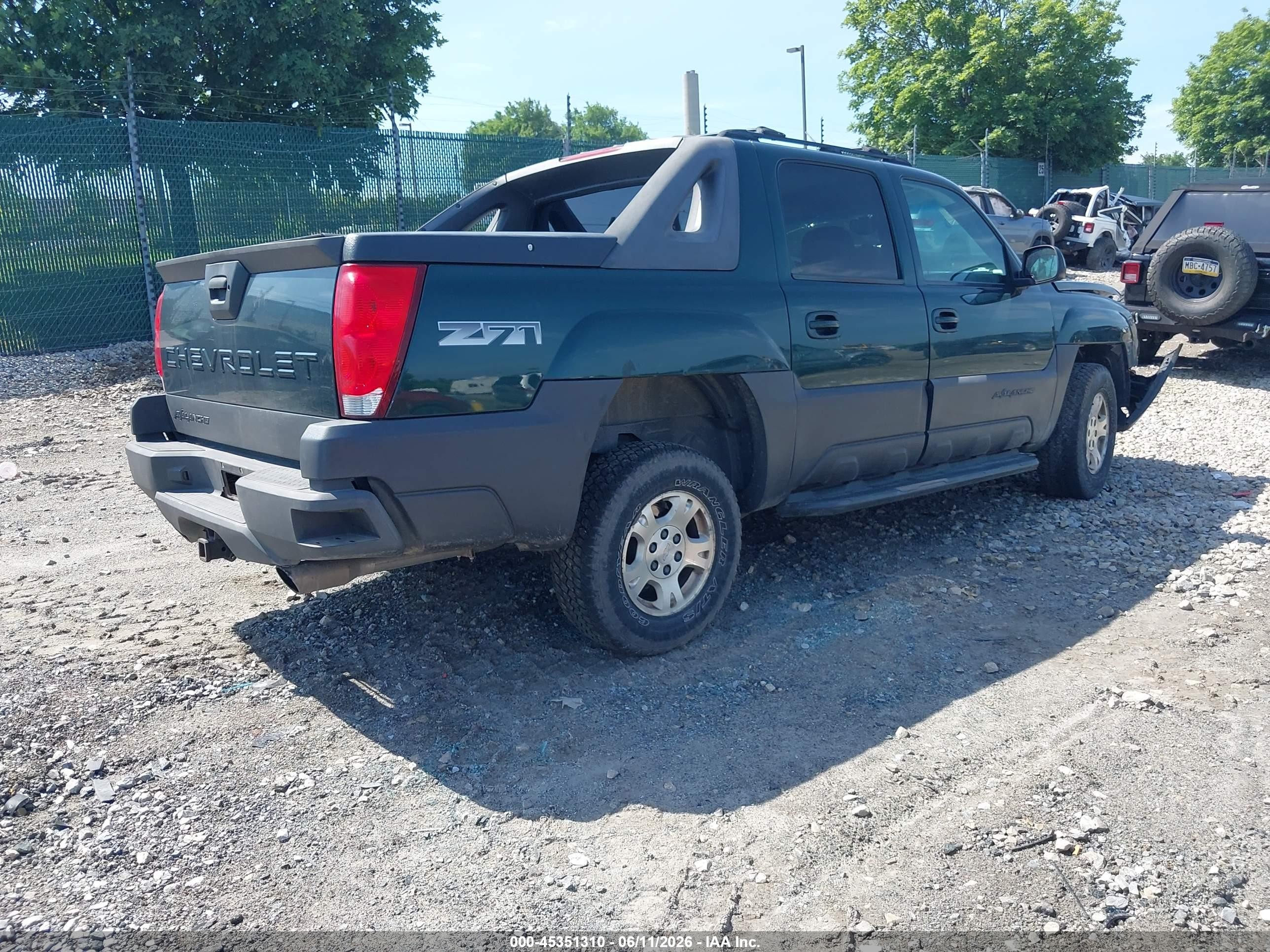 2004 Chevrolet Avalanche 1500   Green vin: 3GNEK12T34G293608