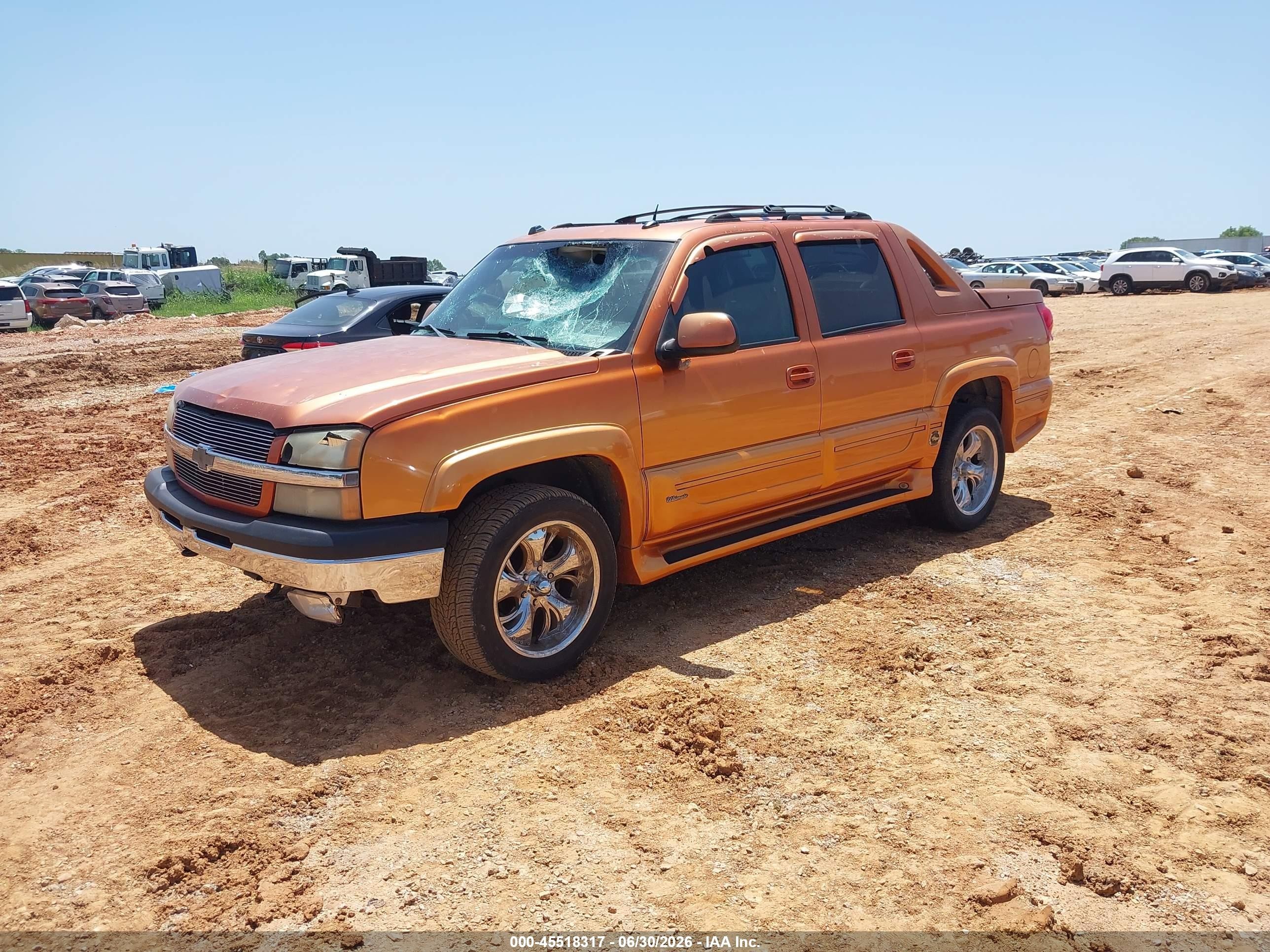 2004 Chevrolet Avalanche 1500   Orange vin: 3GNEK12T44G220117