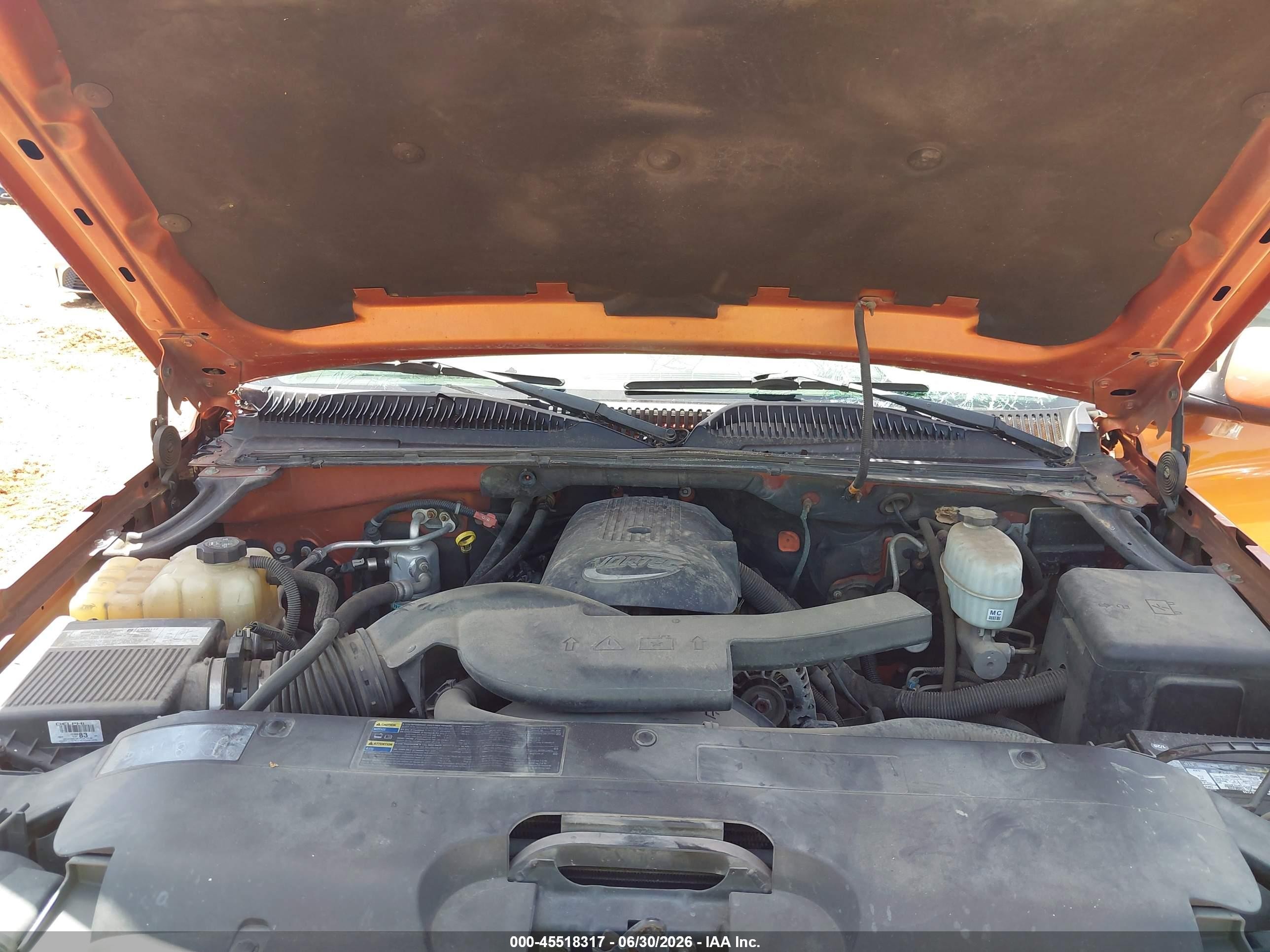 2004 Chevrolet Avalanche 1500   Orange vin: 3GNEK12T44G220117