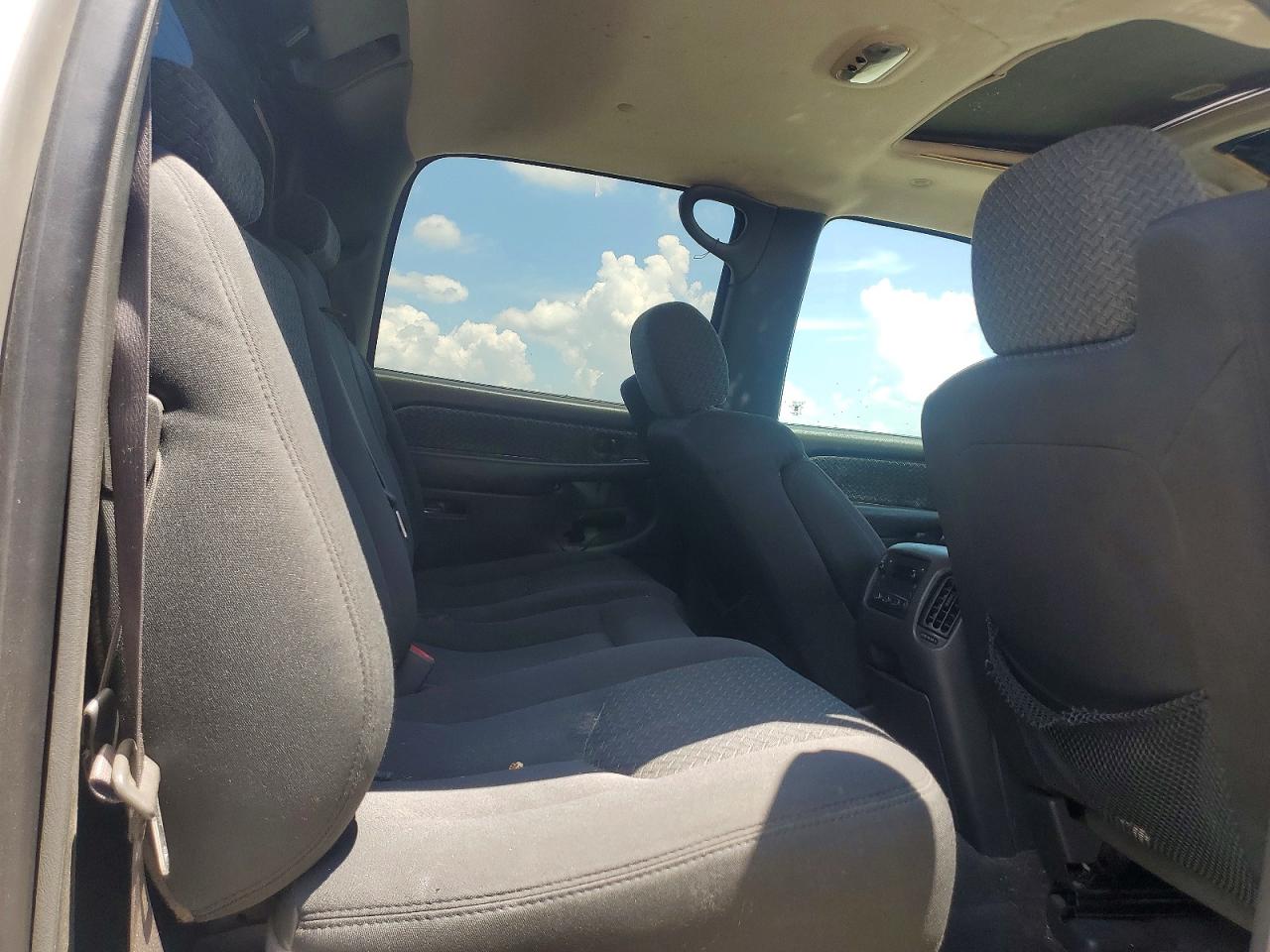 2004 Chevrolet Avalanche K1500 Tan vin: 3GNEK12T44G220294