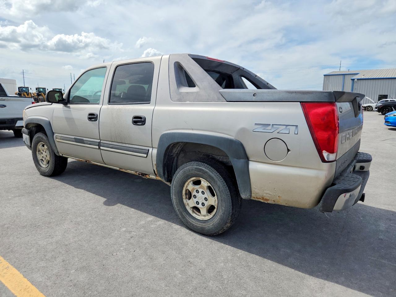 2004 Chevrolet Avalanche K1500 Silver vin: 3GNEK12T44G227956