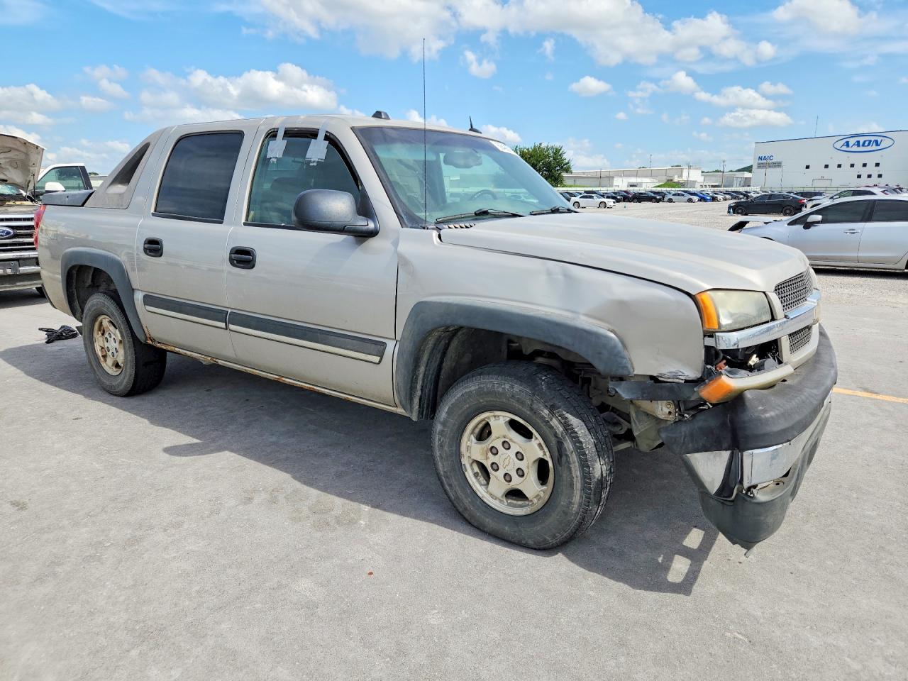 2004 Chevrolet Avalanche K1500 Silver vin: 3GNEK12T44G227956