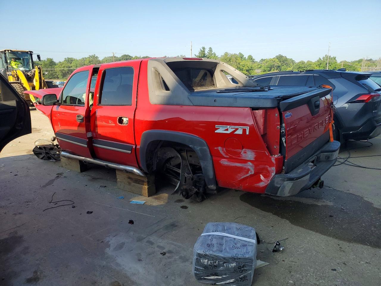 2004 Chevrolet Avalanche K1500 Red vin: 3GNEK12T44G331055