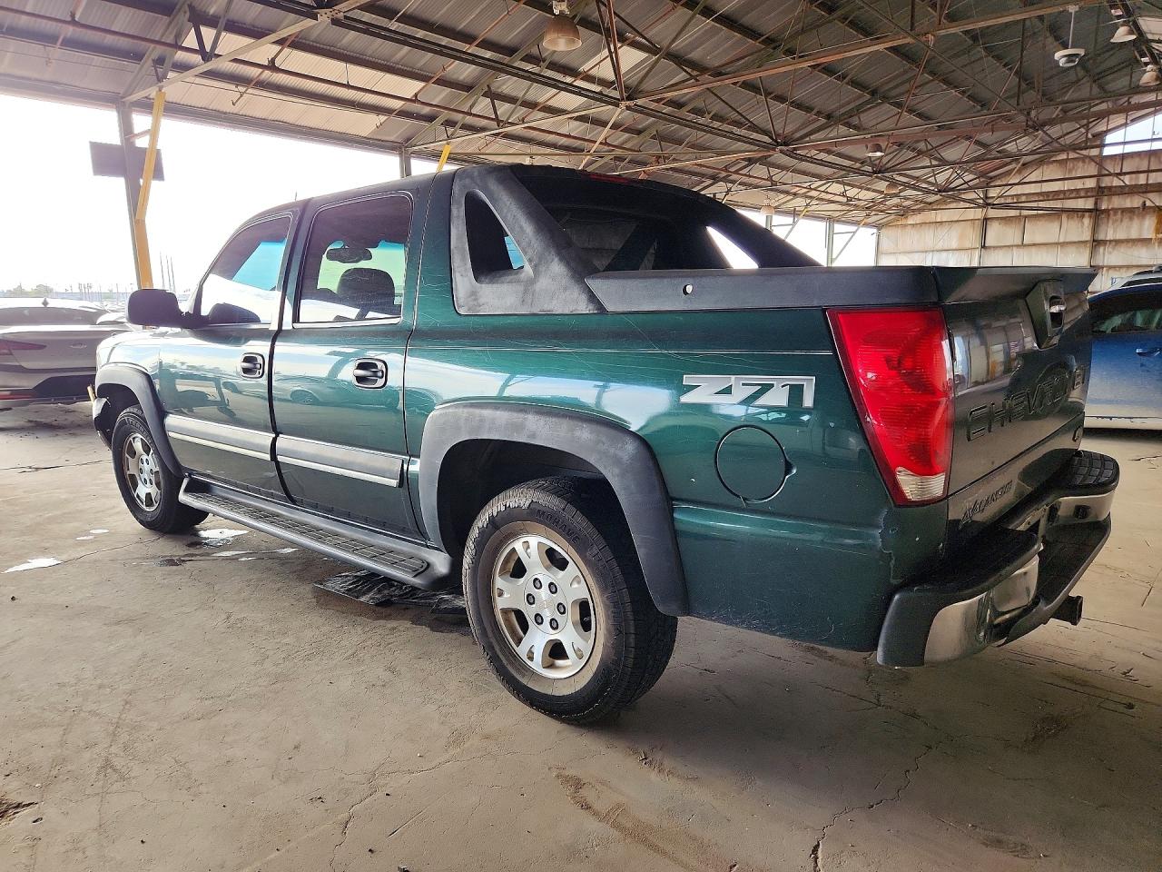 2004 Chevrolet Avalanche K1500 Green vin: 3GNEK12T54G171915