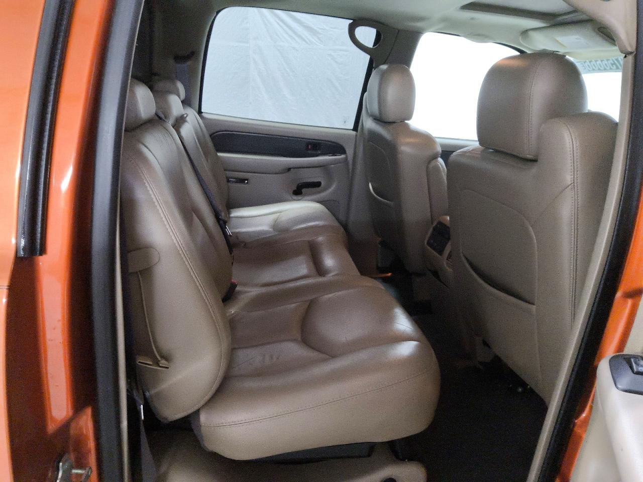 2004 Chevrolet Avalanche K1500 Orange vin: 3GNEK12T54G261422