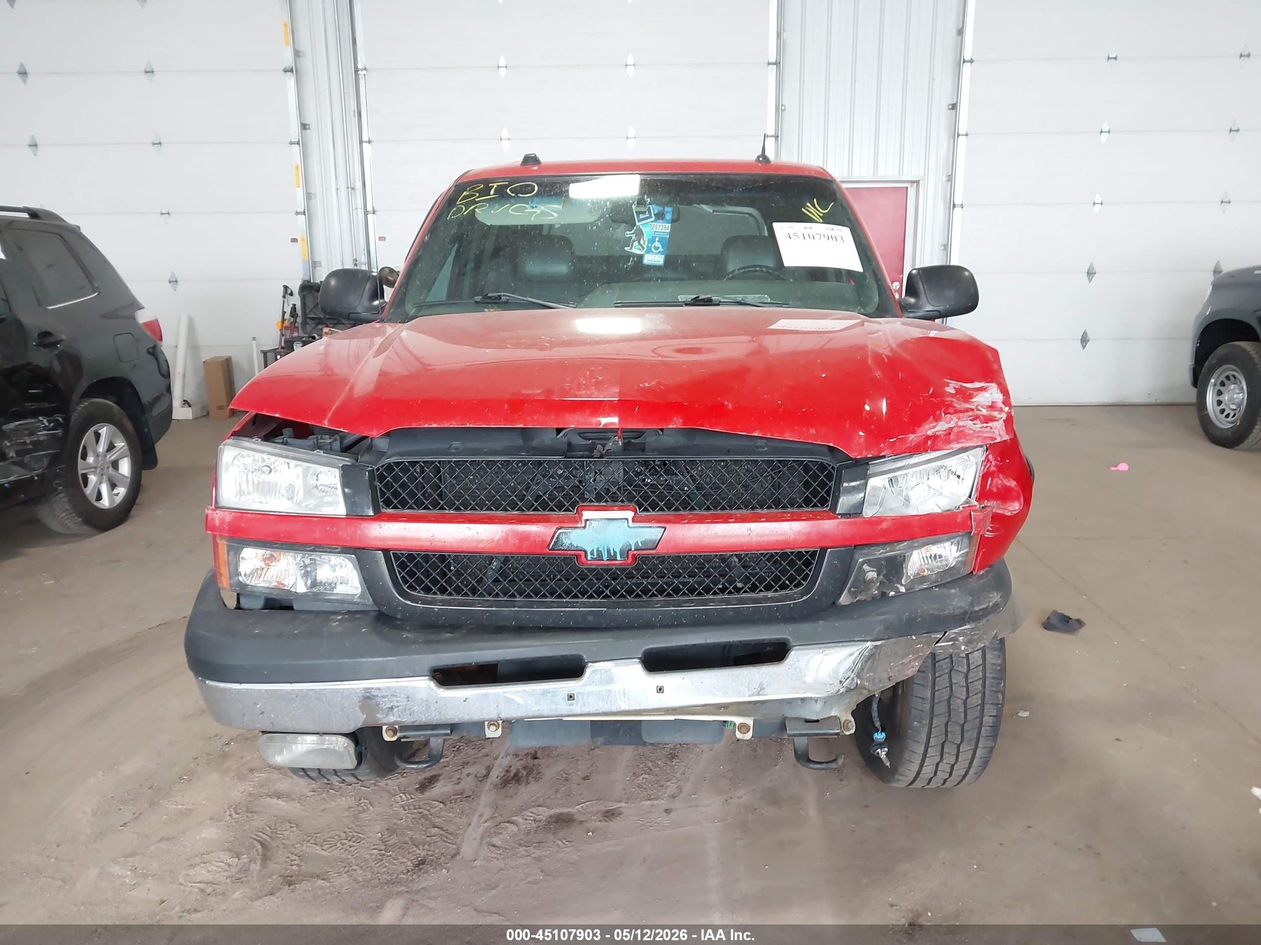2004 Chevrolet Avalanche 1500   Red vin: 3GNEK12T64G249652