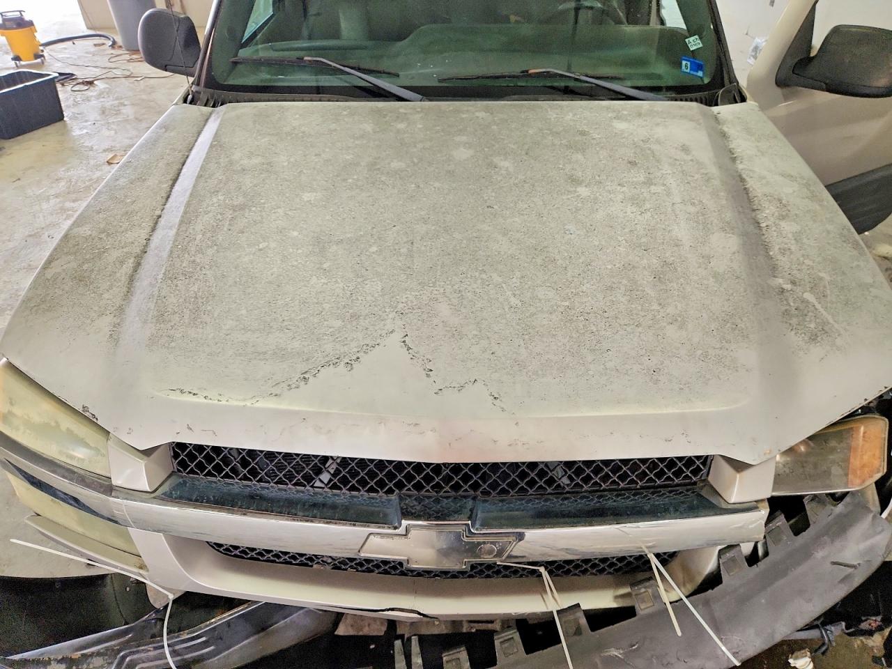 2004 Chevrolet Avalanche K1500 Gray vin: 3GNEK12T74G169258
