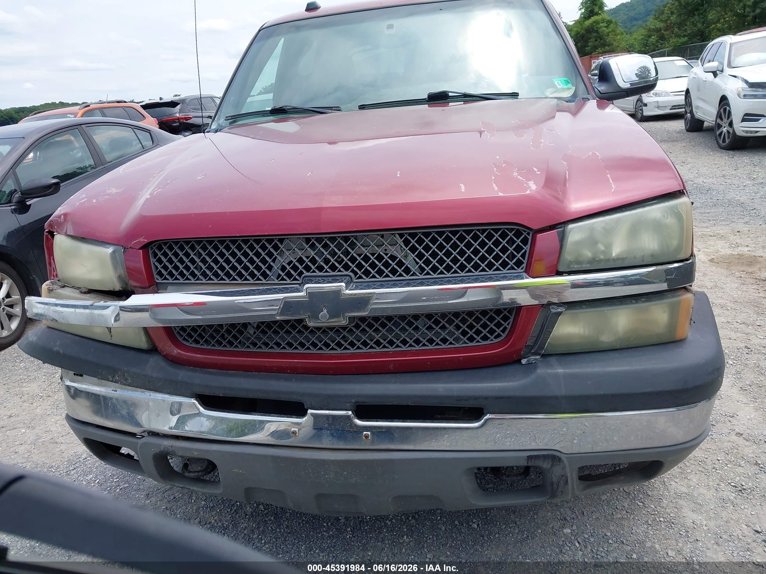 2004 Chevrolet Avalanche 1500   Red vin: 3GNEK12T74G258781
