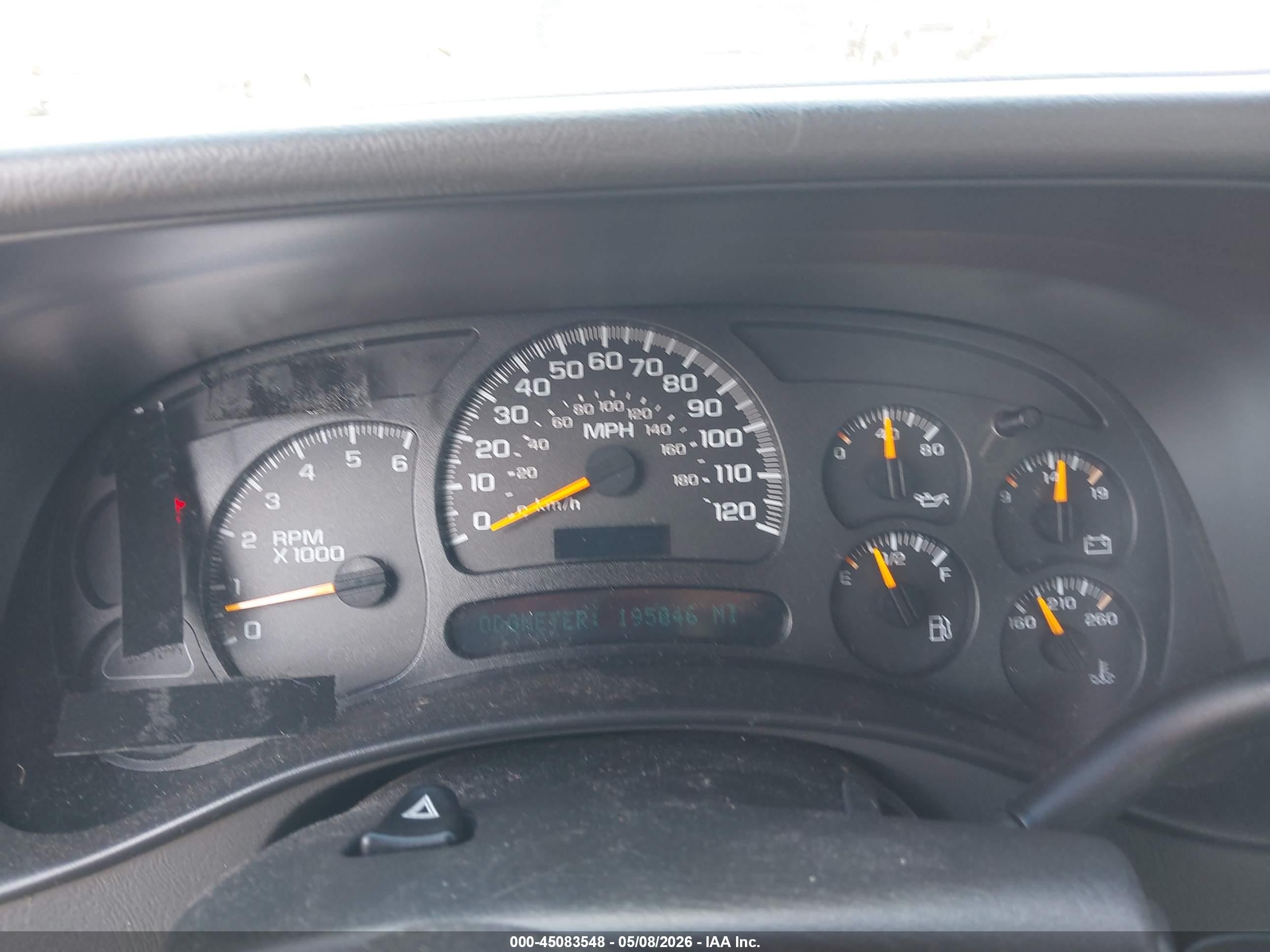 2004 Chevrolet Avalanche 1500   Red vin: 3GNEK12T74G272745