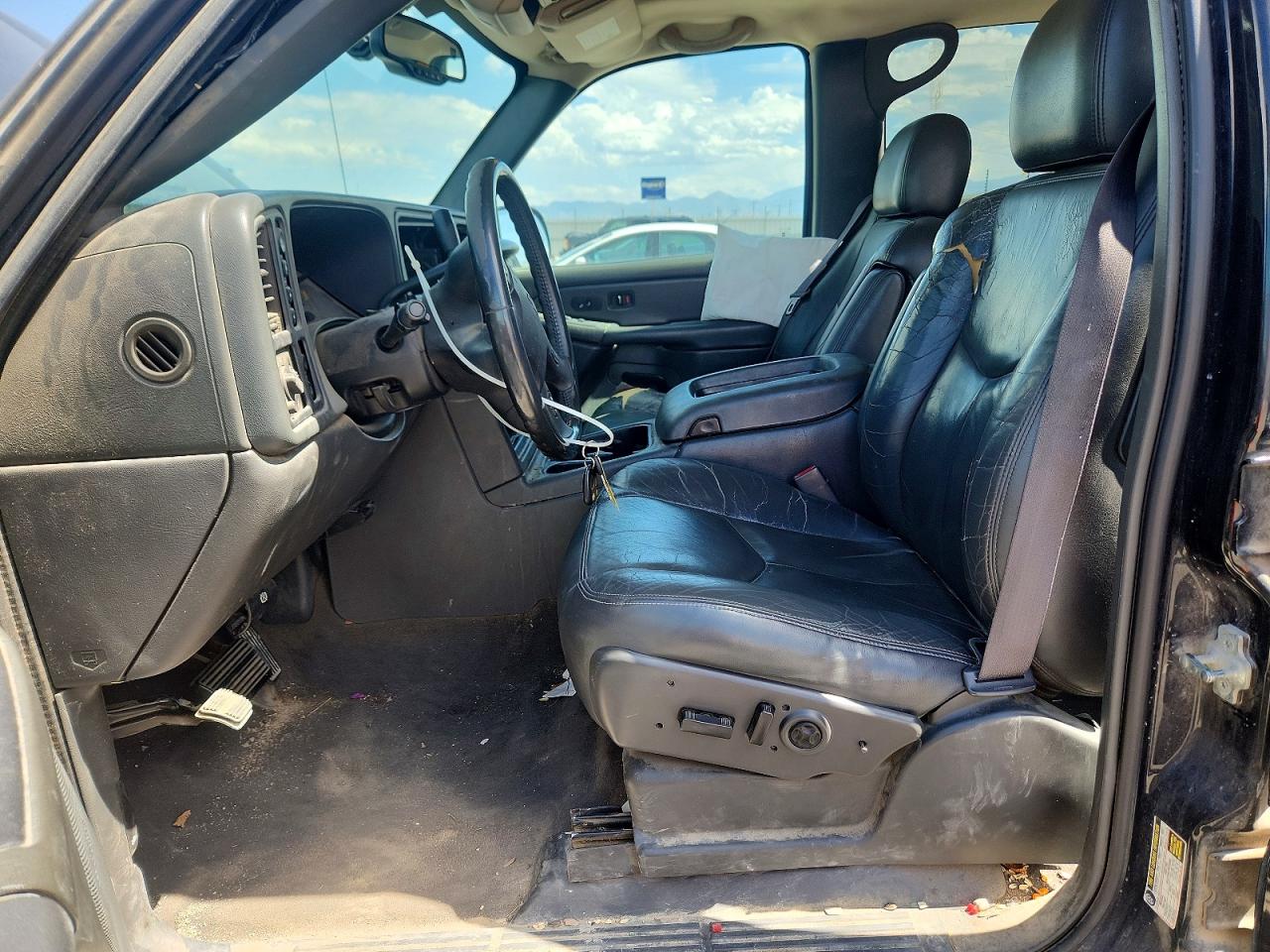 2004 Chevrolet Avalanche K1500 Black vin: 3GNEK12T74G335925