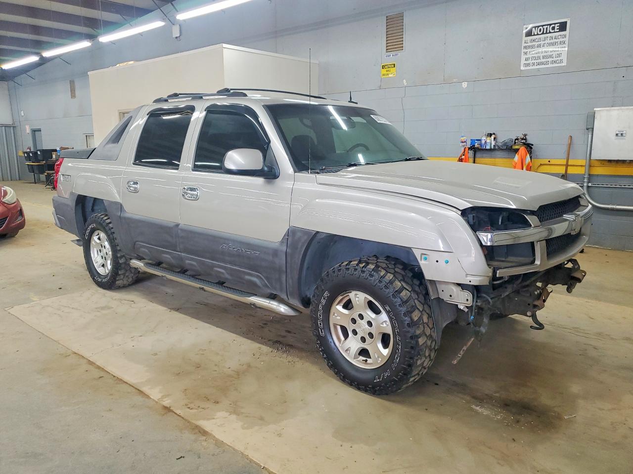 2004 Chevrolet Avalanche K1500 Silver vin: 3GNEK12T84G114477