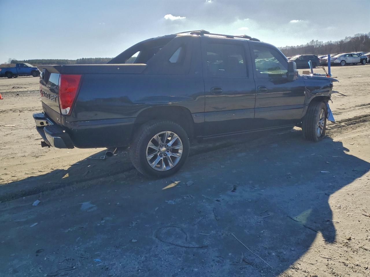 2004 Chevrolet Avalanche K1500 Blue vin: 3GNEK12TX4G255406