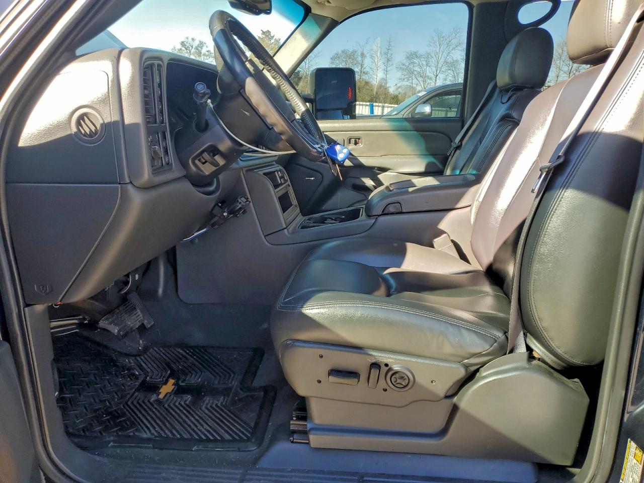 2004 Chevrolet Avalanche K1500 Blue vin: 3GNEK12TX4G255406