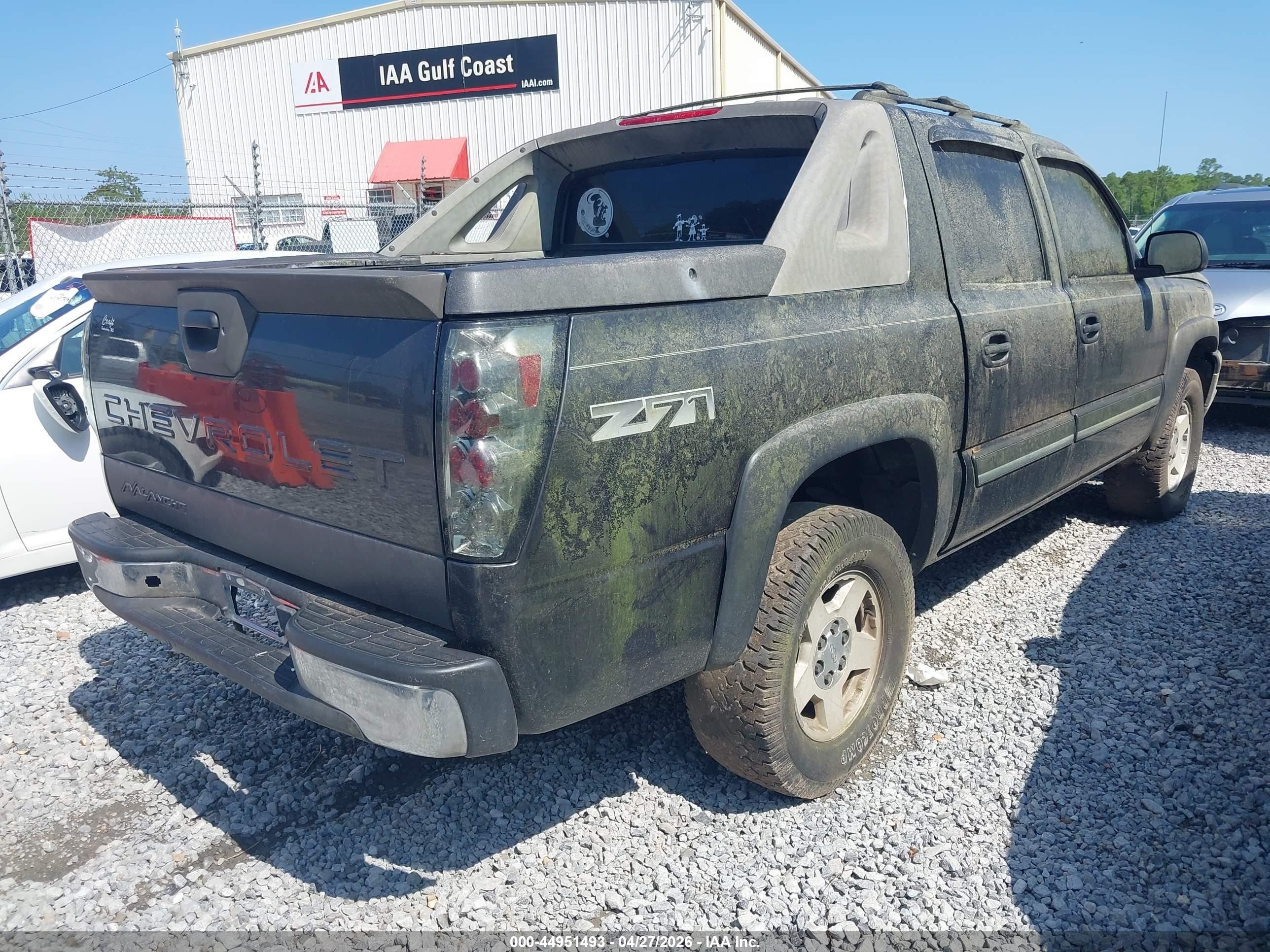 2005 Chevrolet Avalanche 1500 Z71 Серый vin: 3GNEK12Z05G194055