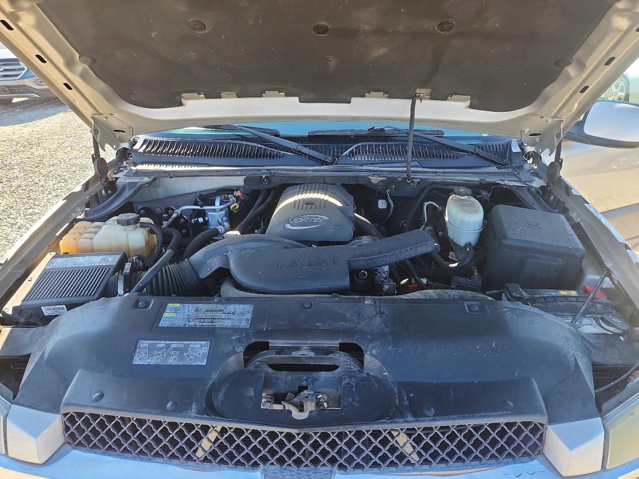 2005 Chevrolet Avalanche K1500 Silver vin: 3GNEK12Z05G225191