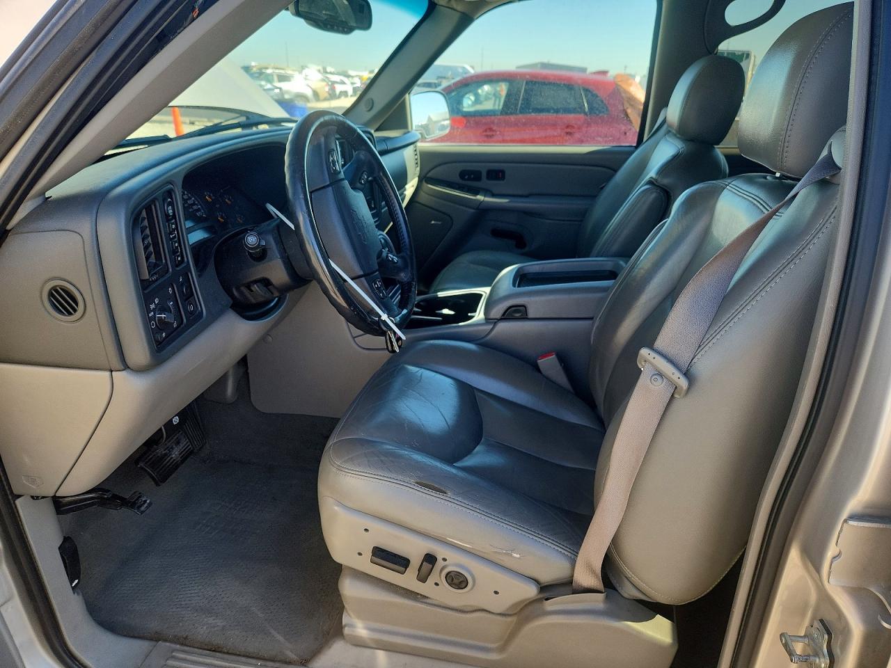 2005 Chevrolet Avalanche K1500 Silver vin: 3GNEK12Z05G225191