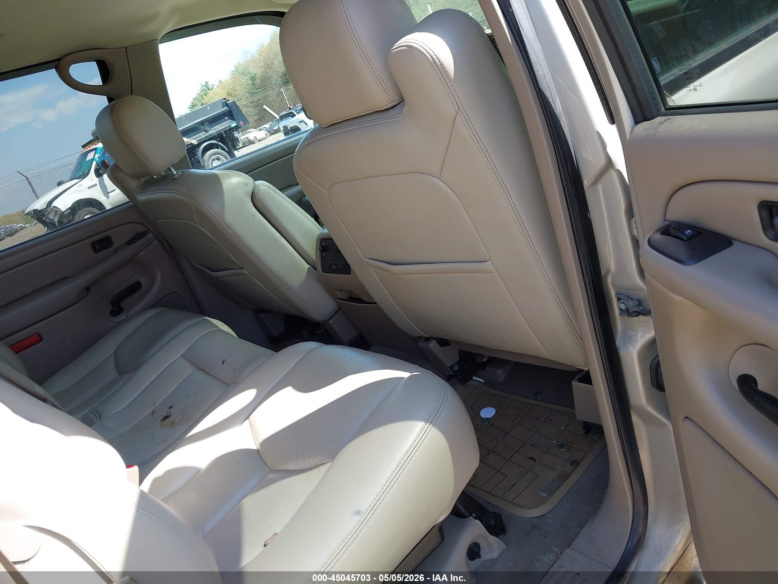 2006 Chevrolet Avalanche 1500 Z71 Золотой vin: 3GNEK12Z16G113260