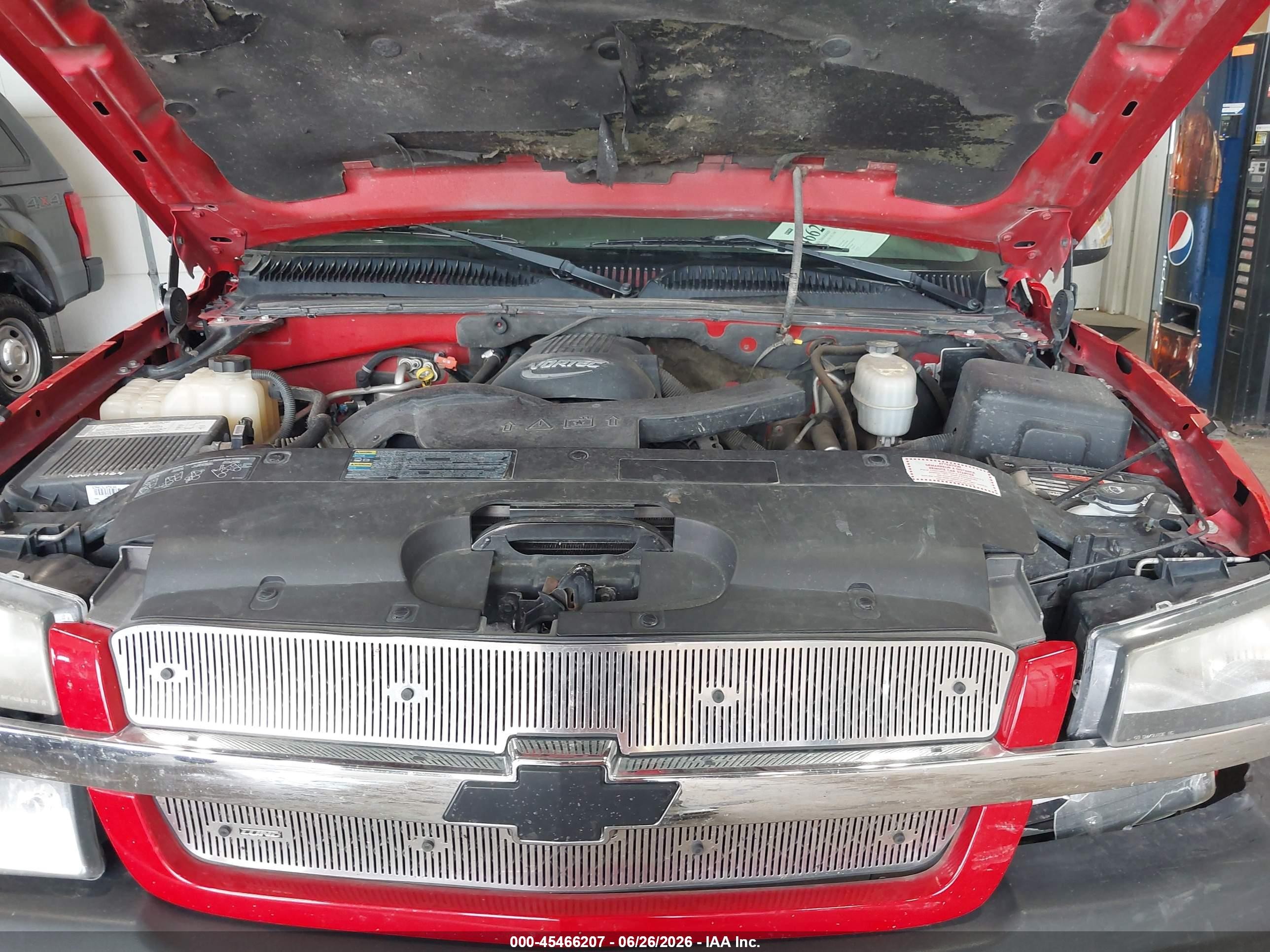 2005 Chevrolet Avalanche 1500 Ls Красный vin: 3GNEK12Z35G195345