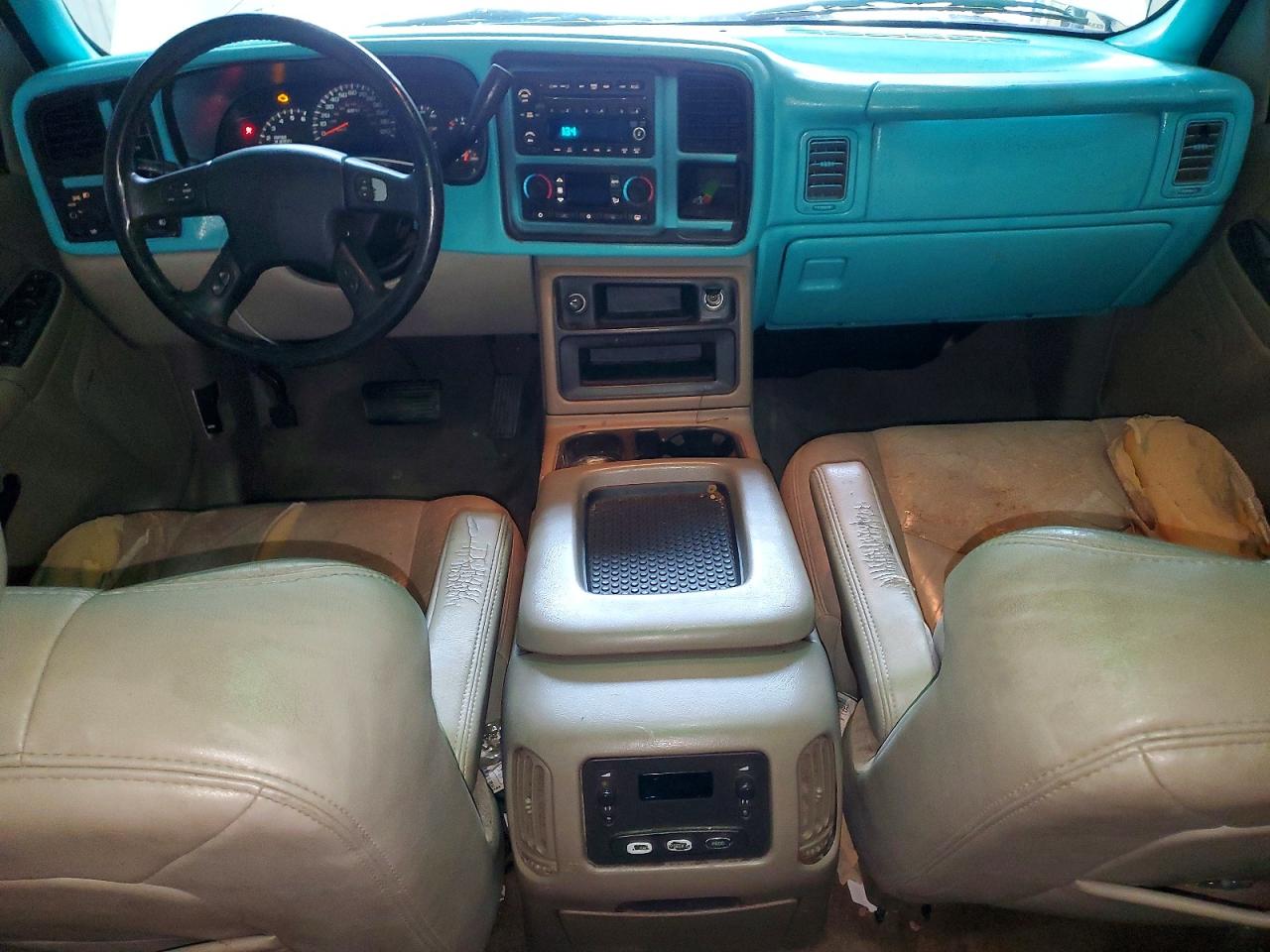 2005 Chevrolet Avalanche K1500 White vin: 3GNEK12Z45G100100