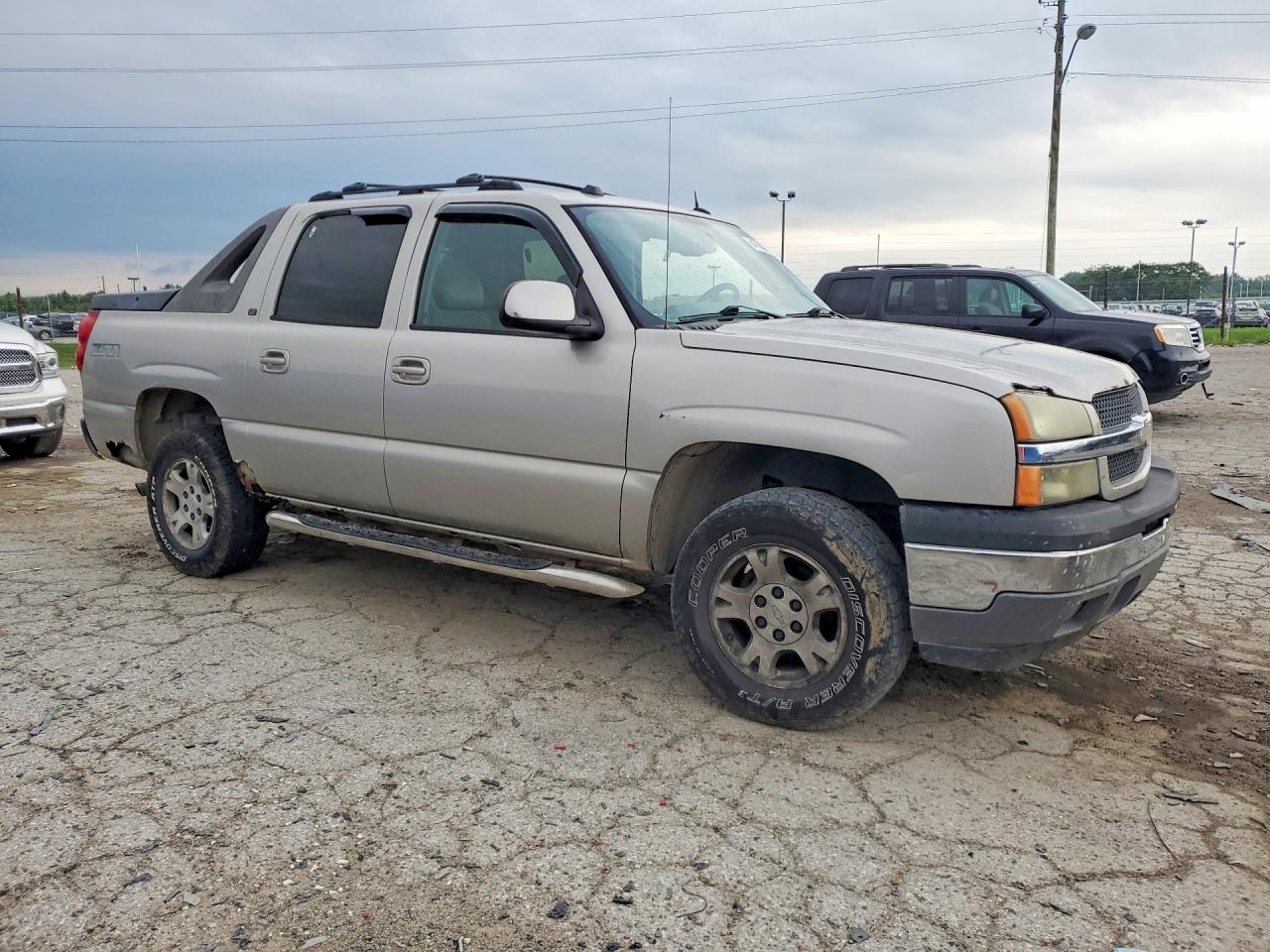 2005 Chevrolet Avalanche K1500 Silver vin: 3GNEK12Z65G103578