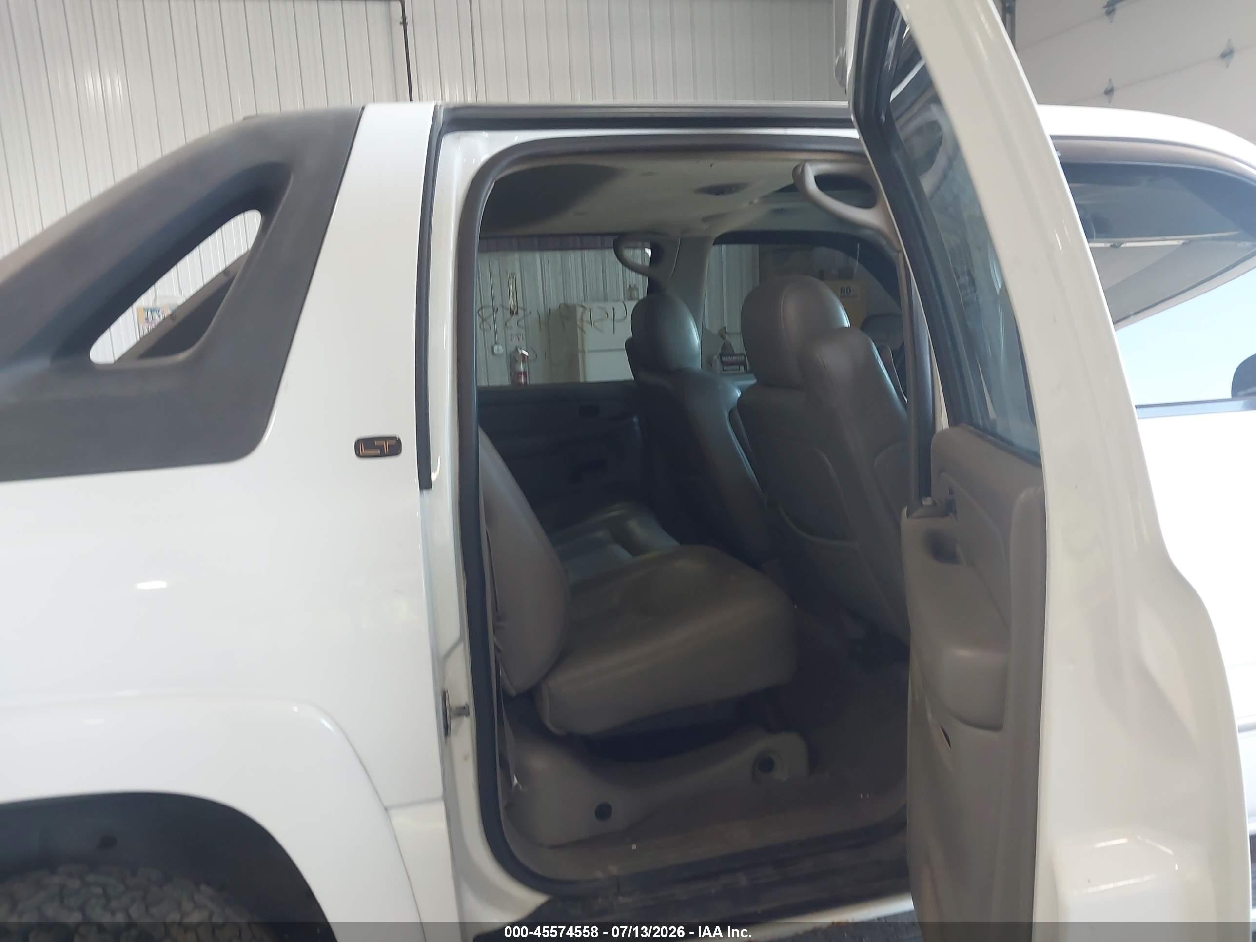 2005 Chevrolet Avalanche 1500 Lt White vin: 3GNEK12Z75G112953