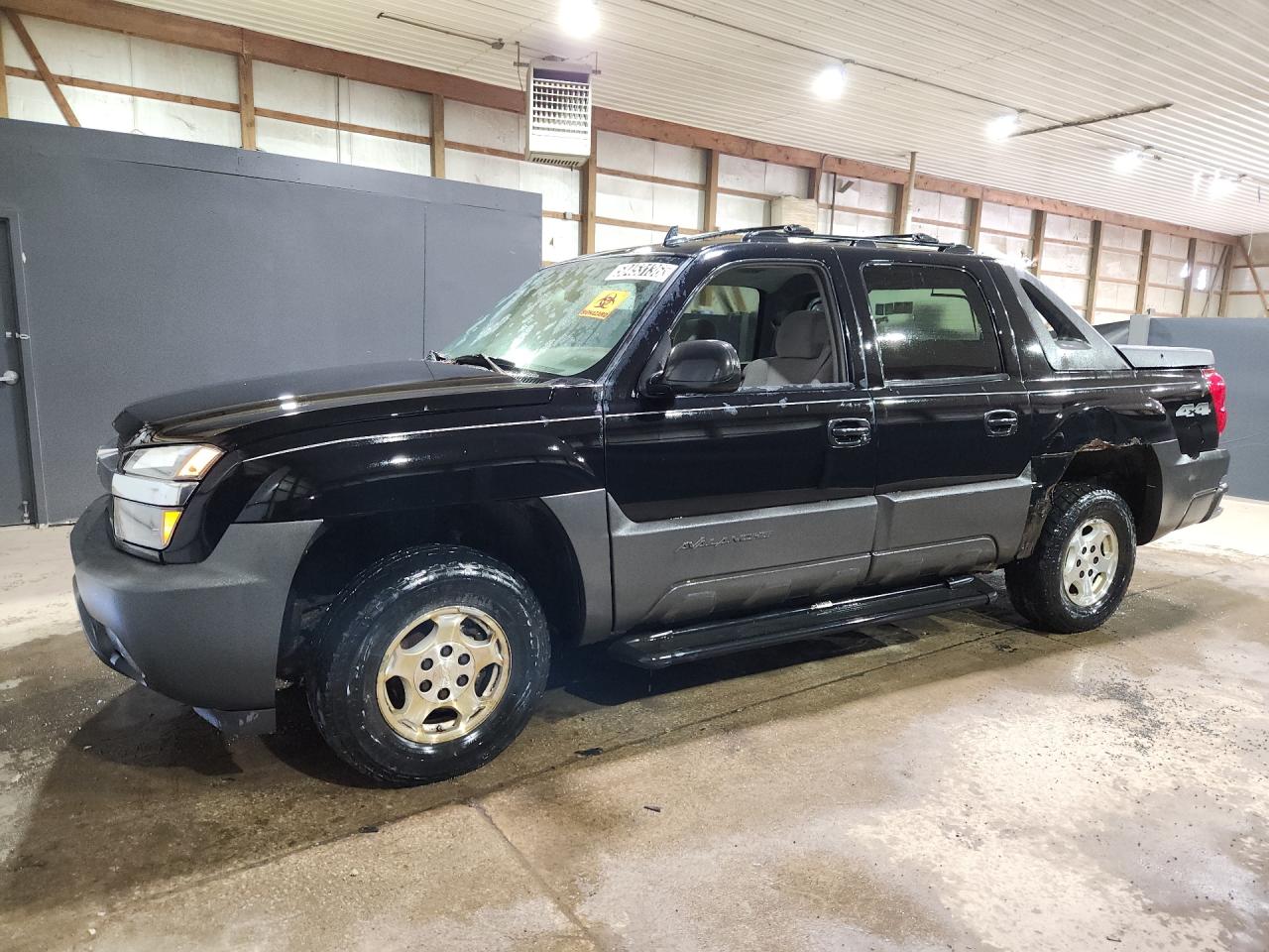 2006 Chevrolet Avalanche K1500 Black vin: 3GNEK12Z76G104787 Damage: Left Front Fender, Chipped, 2