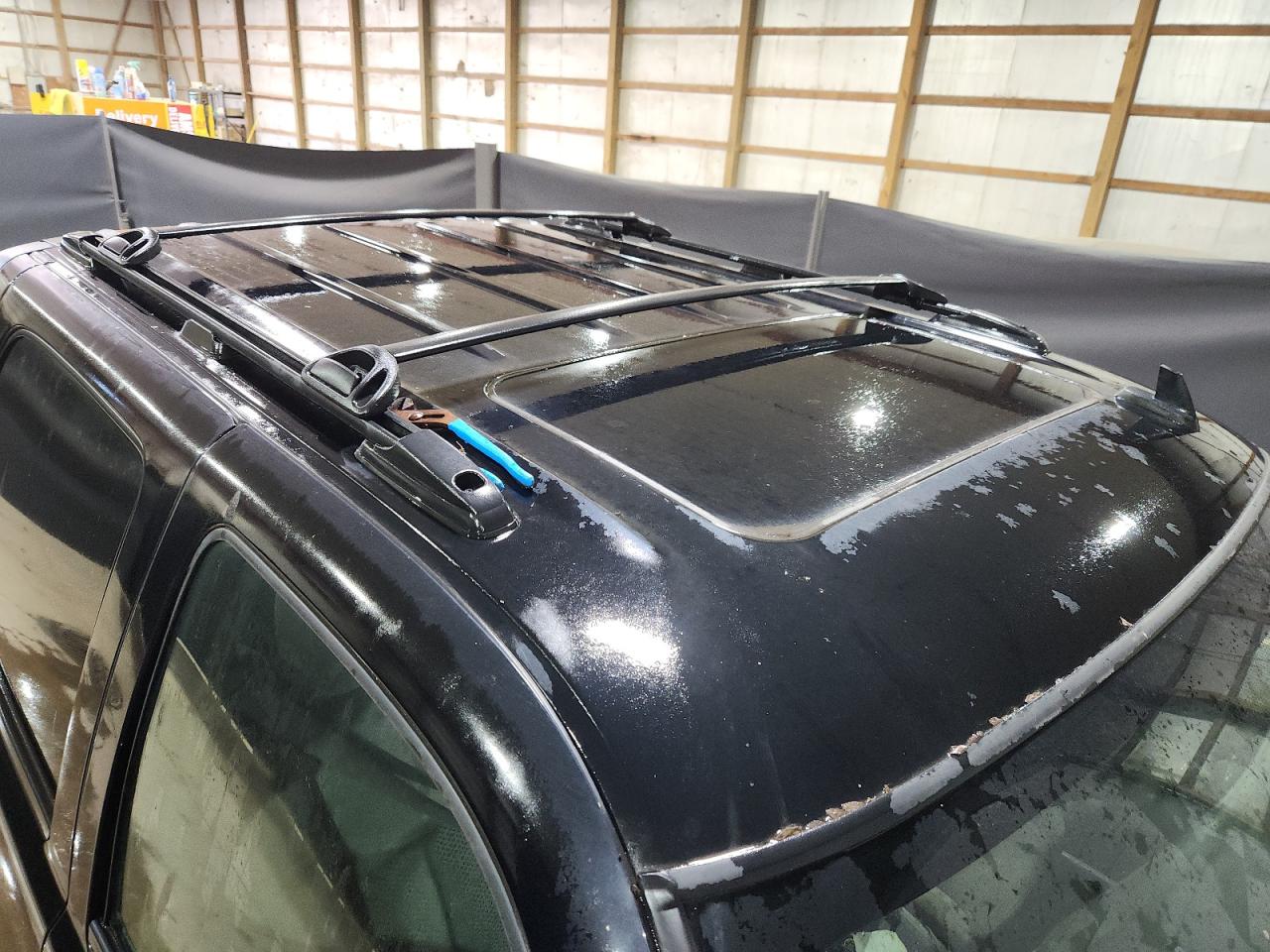 2006 Chevrolet Avalanche K1500 Black vin: 3GNEK12Z76G104787 Damage: Roof Panel, Chipped, 2