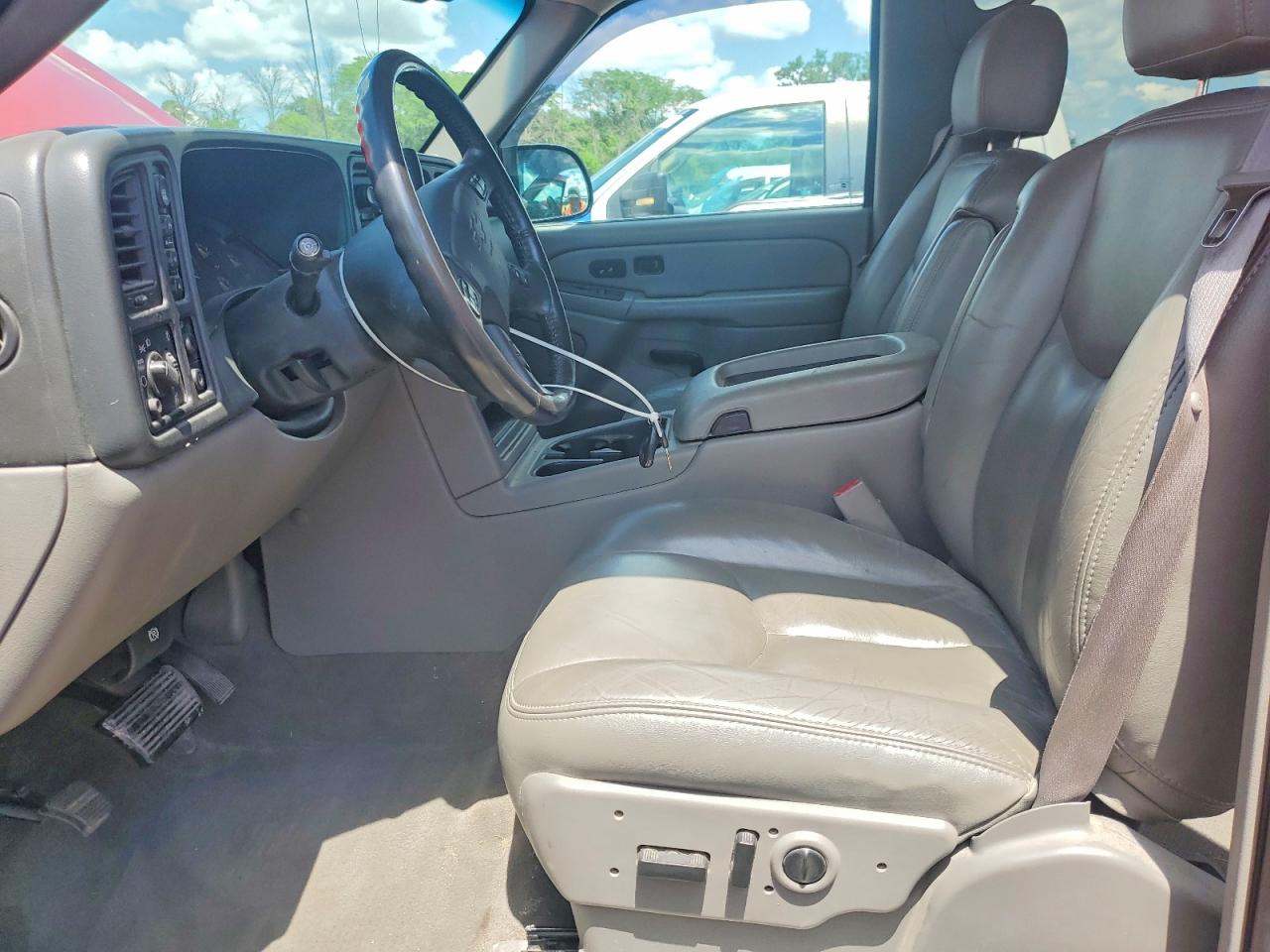 2006 Chevrolet Avalanche K1500 Red vin: 3GNEK12Z76G109455